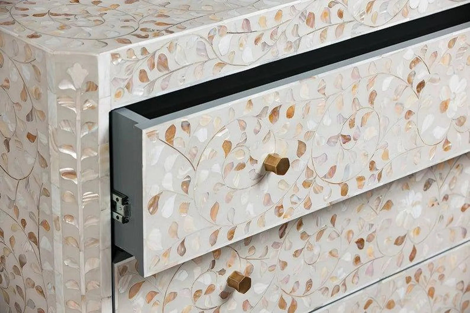 Tabeer Homes: Embracing Minimalism