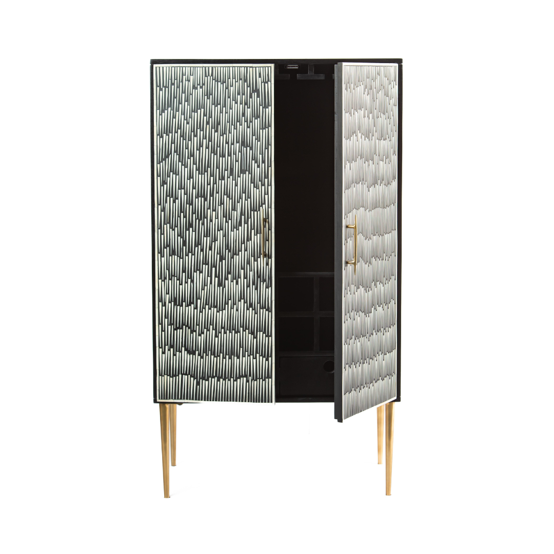 خزانة الناز - ترصيع العظام بالأبيض والأسود