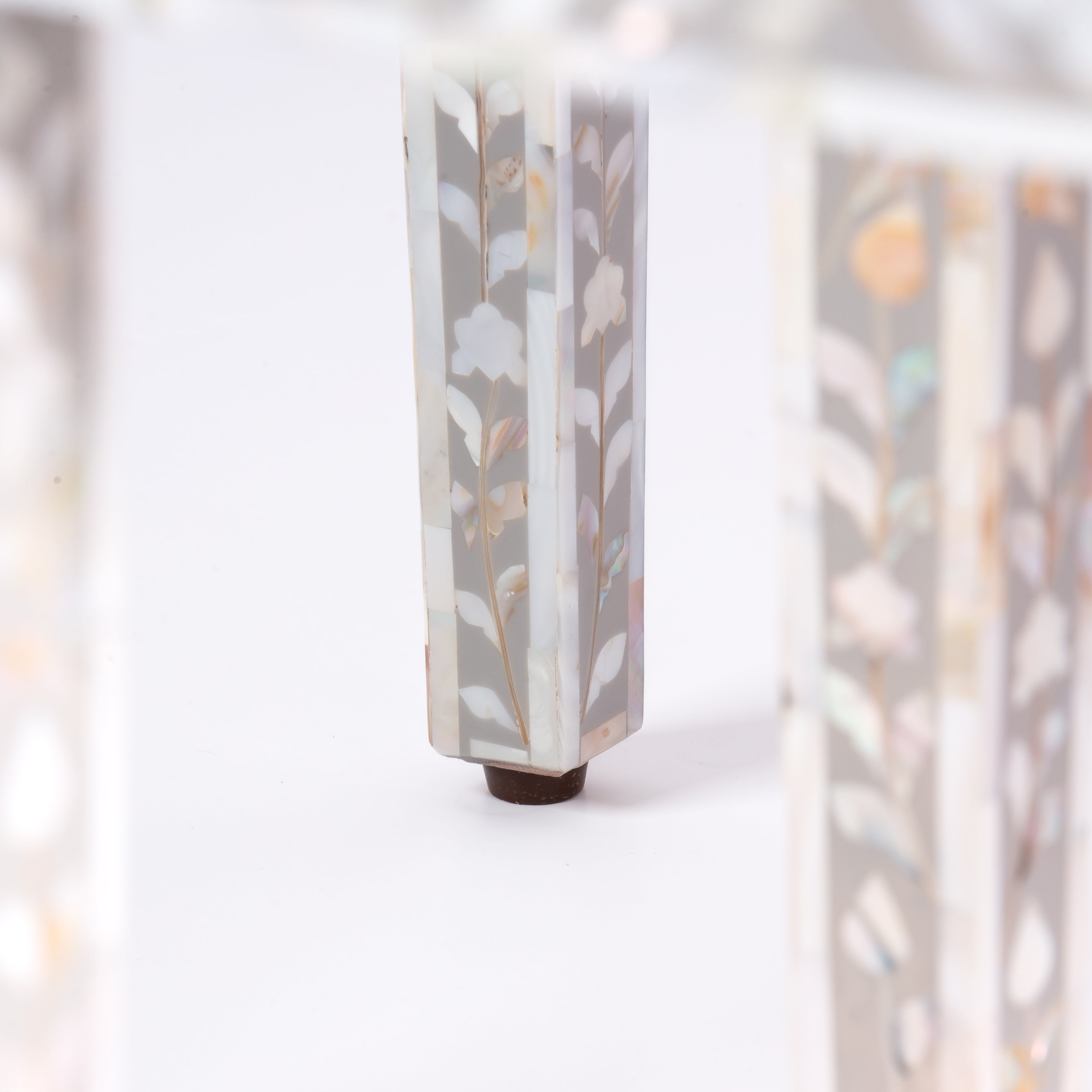 وحدة تحكم ومقعد تسريحة Iris - رمادي لؤلؤي