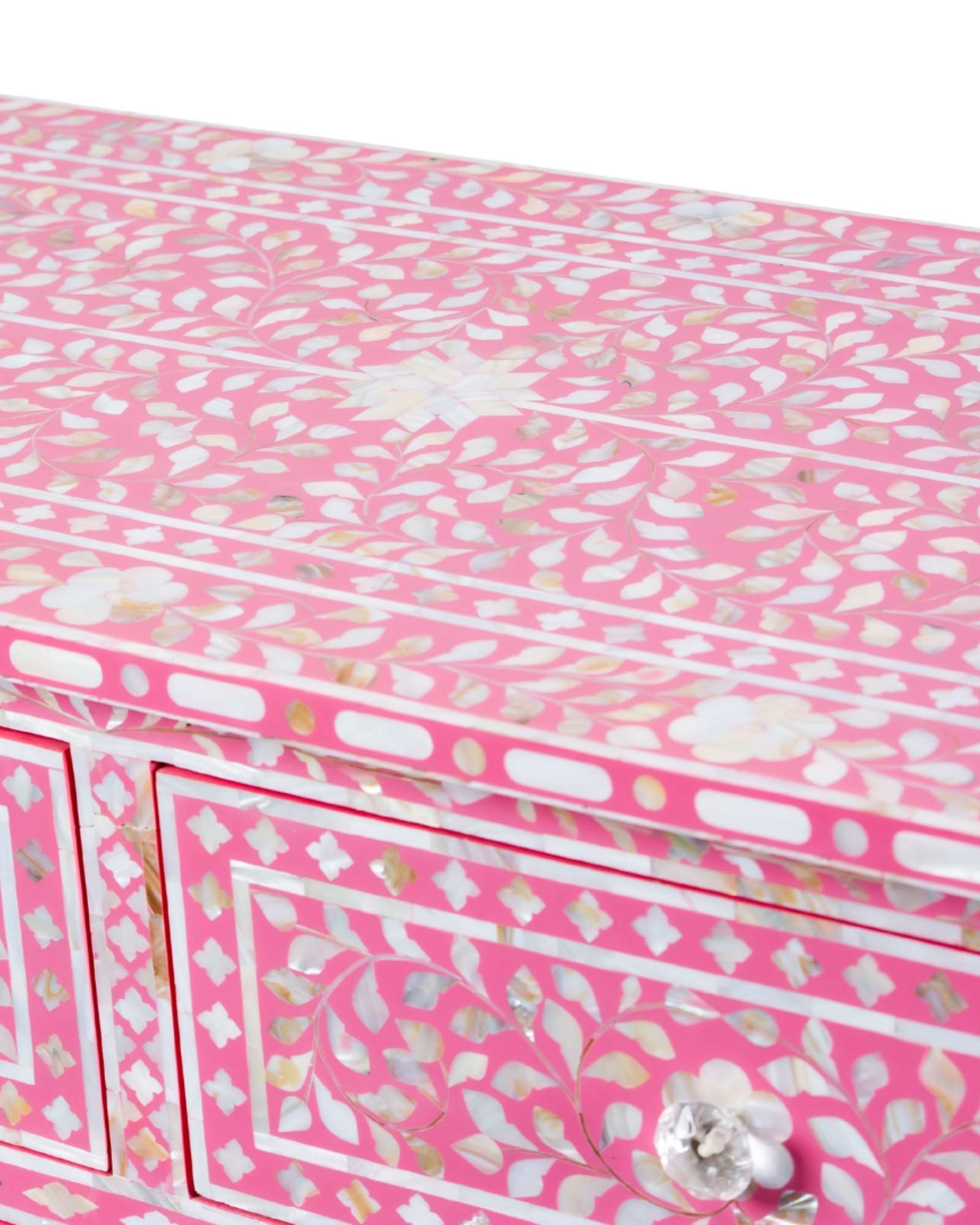 Beautifully handcrafted, pink mother of pearl chest of drawers featuring 4 drawers and crystal knobs for a soft & mesmerising interior space by Tabeer Homes.
