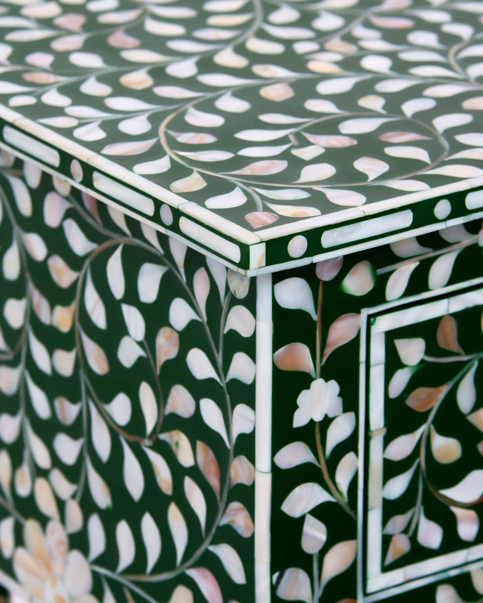 Green mother of pearl inlay console with curved fully inlaid base, handcrafted with seamless iridescent detailing.