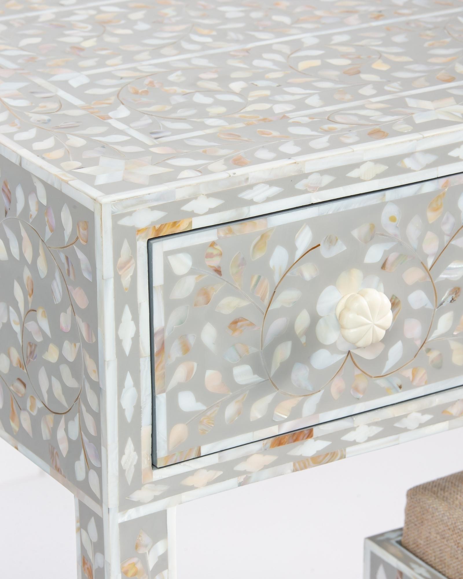 Iris Dresser Console & Stool - Pale Grey Mother of Pearl