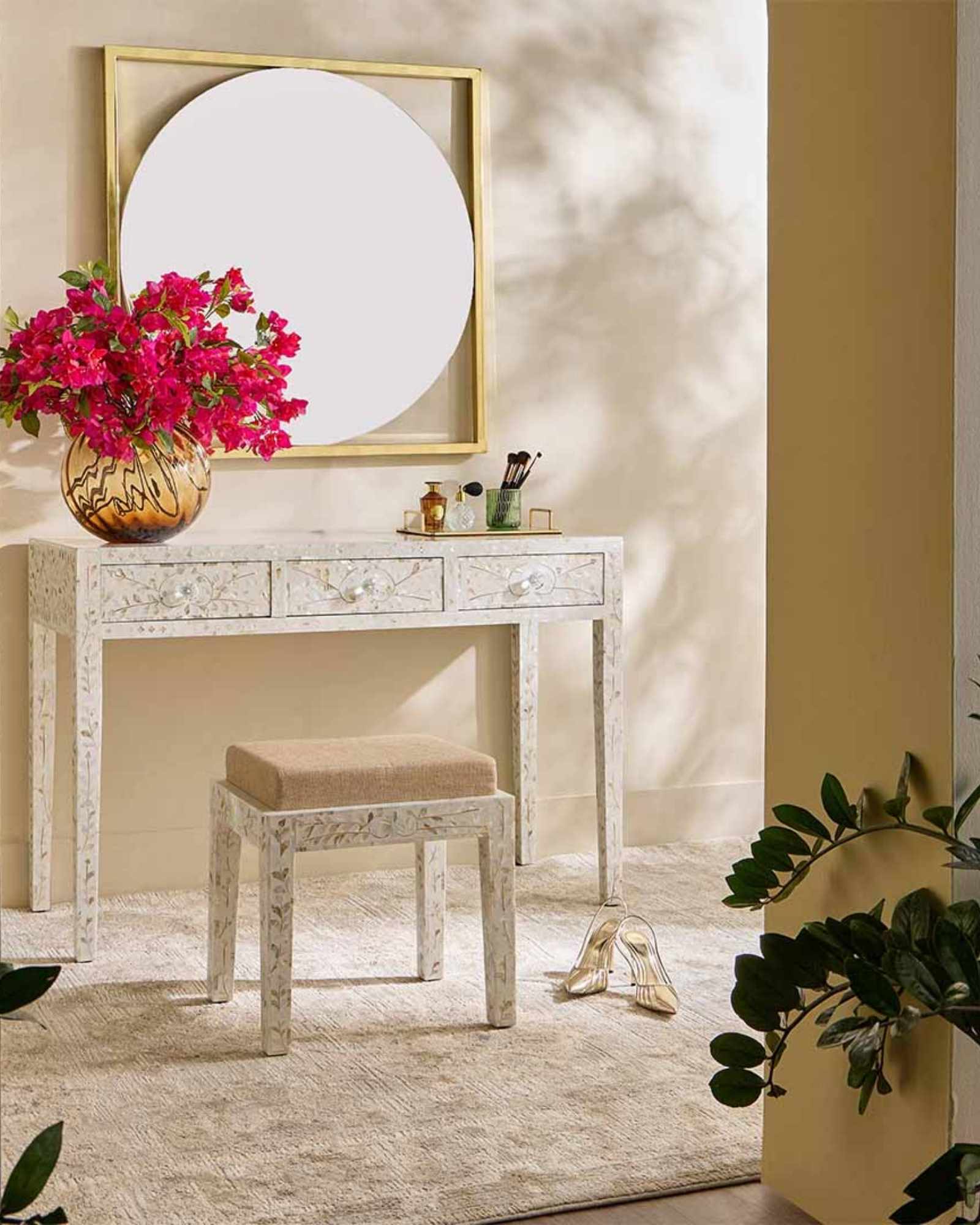 Iris Dresser Console & Stool - White Mother of Pearl - Tabeer Homes