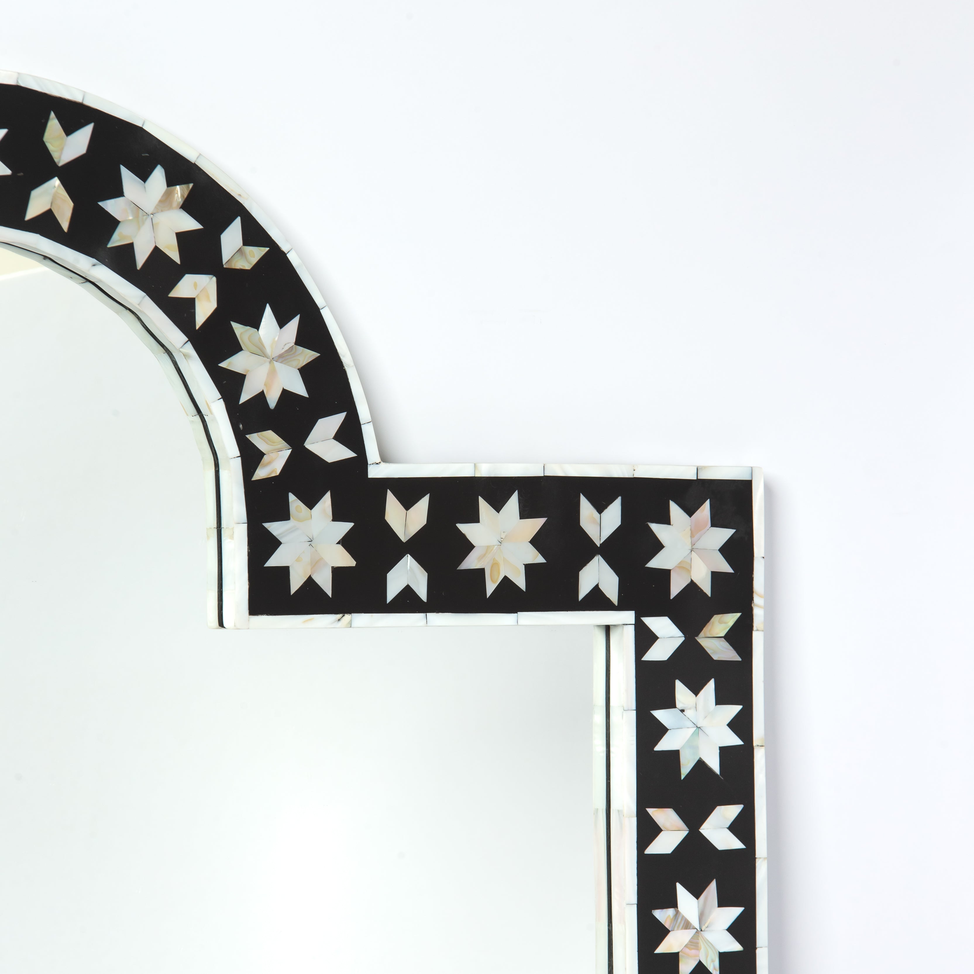 Vitara Mirror - Black & White Mother of Pearl 1