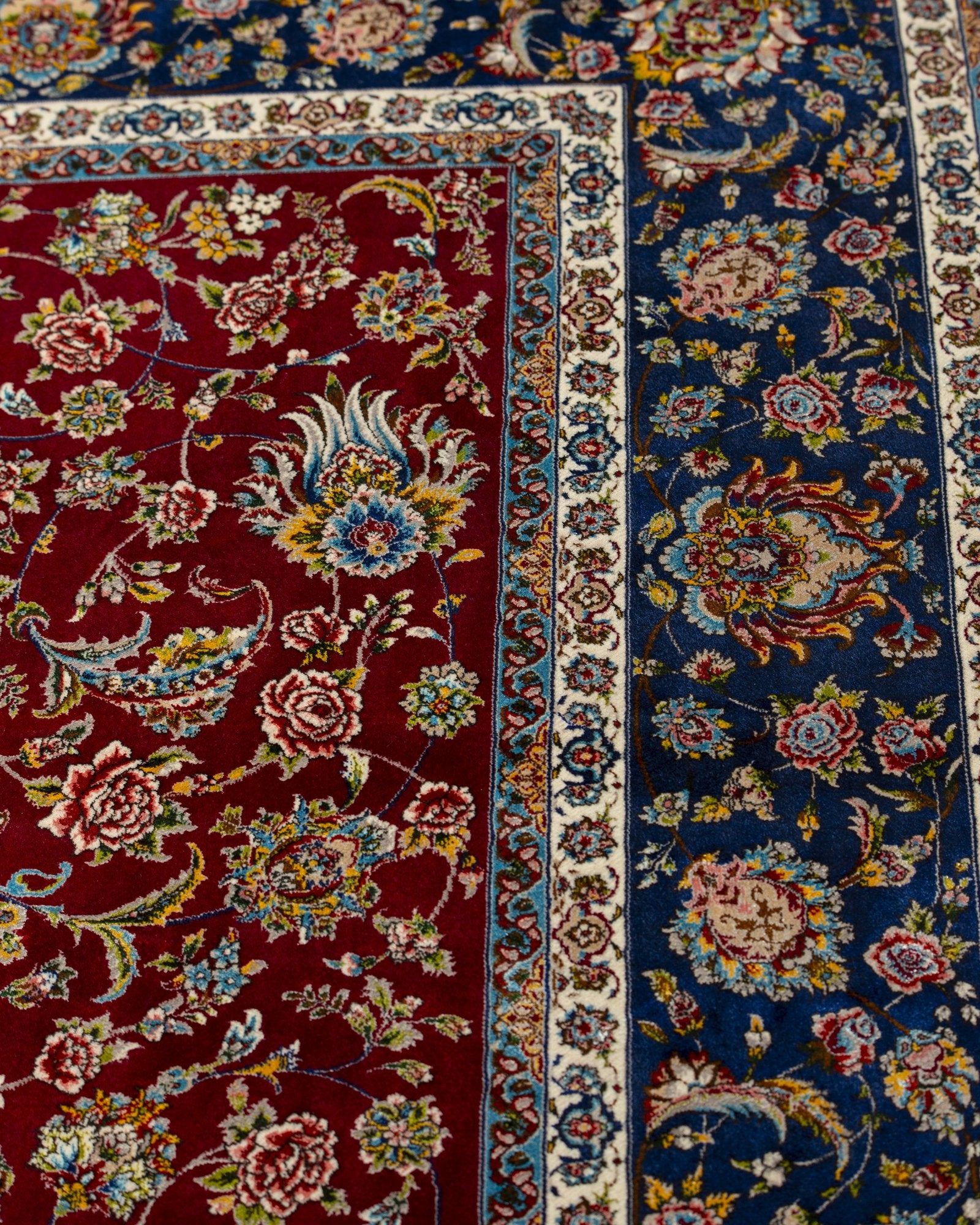 Alessia silk carpet spandrel and guard border in ruby red, 200 x 300 cm - Tabeer Homes Dubai