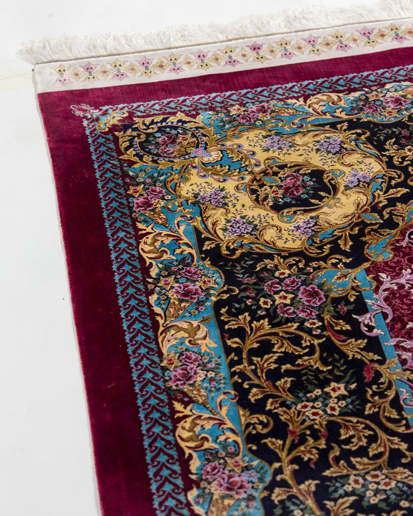 Almeria Persian silk rug edge binding and back detail, ruby red 250 x 350 cm - Tabeer Homes Dubai