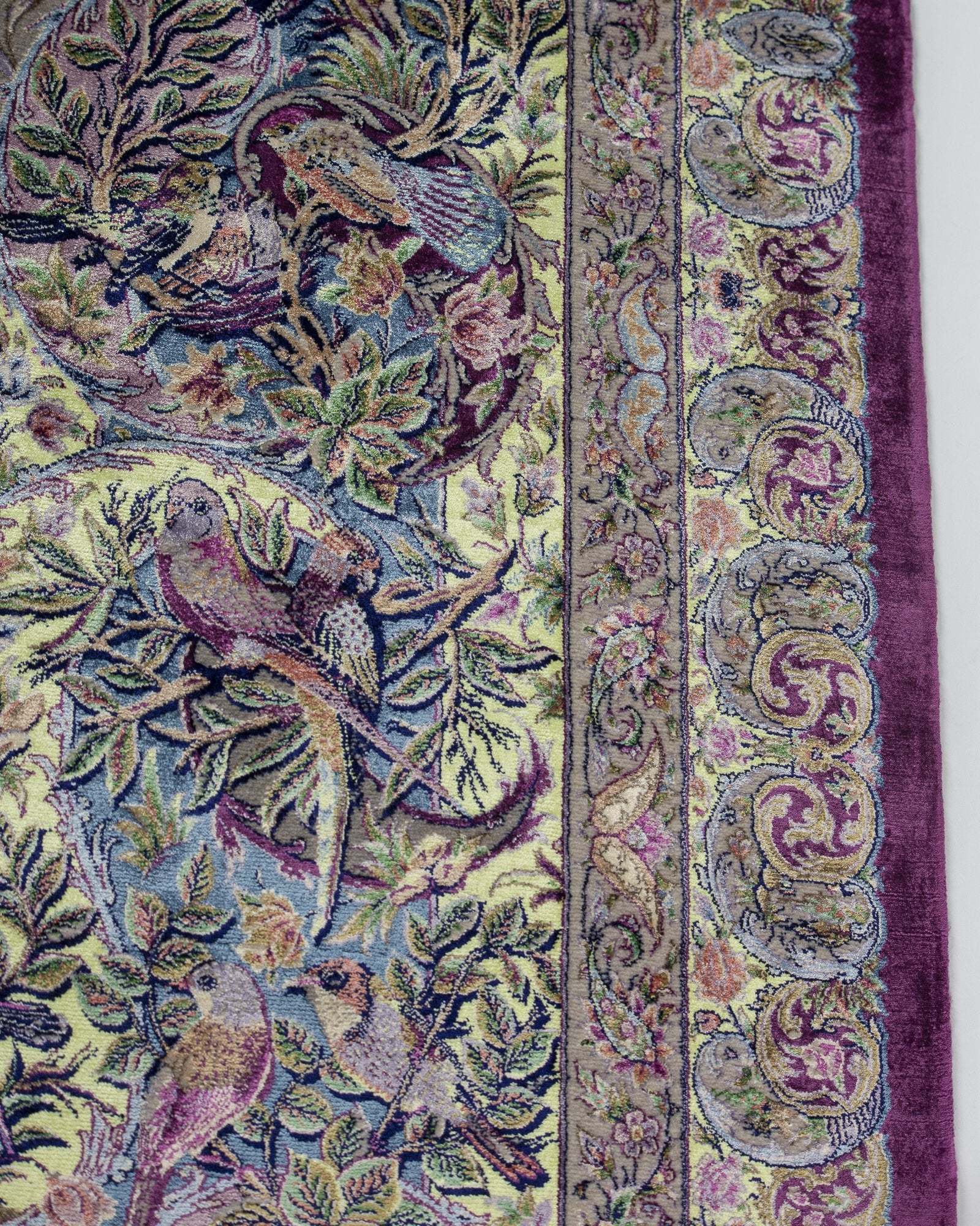 Arezoo Persian silk and wool rug edge binding and back detail, silver lilac 200 x 300 cm - Tabeer Homes Dubai