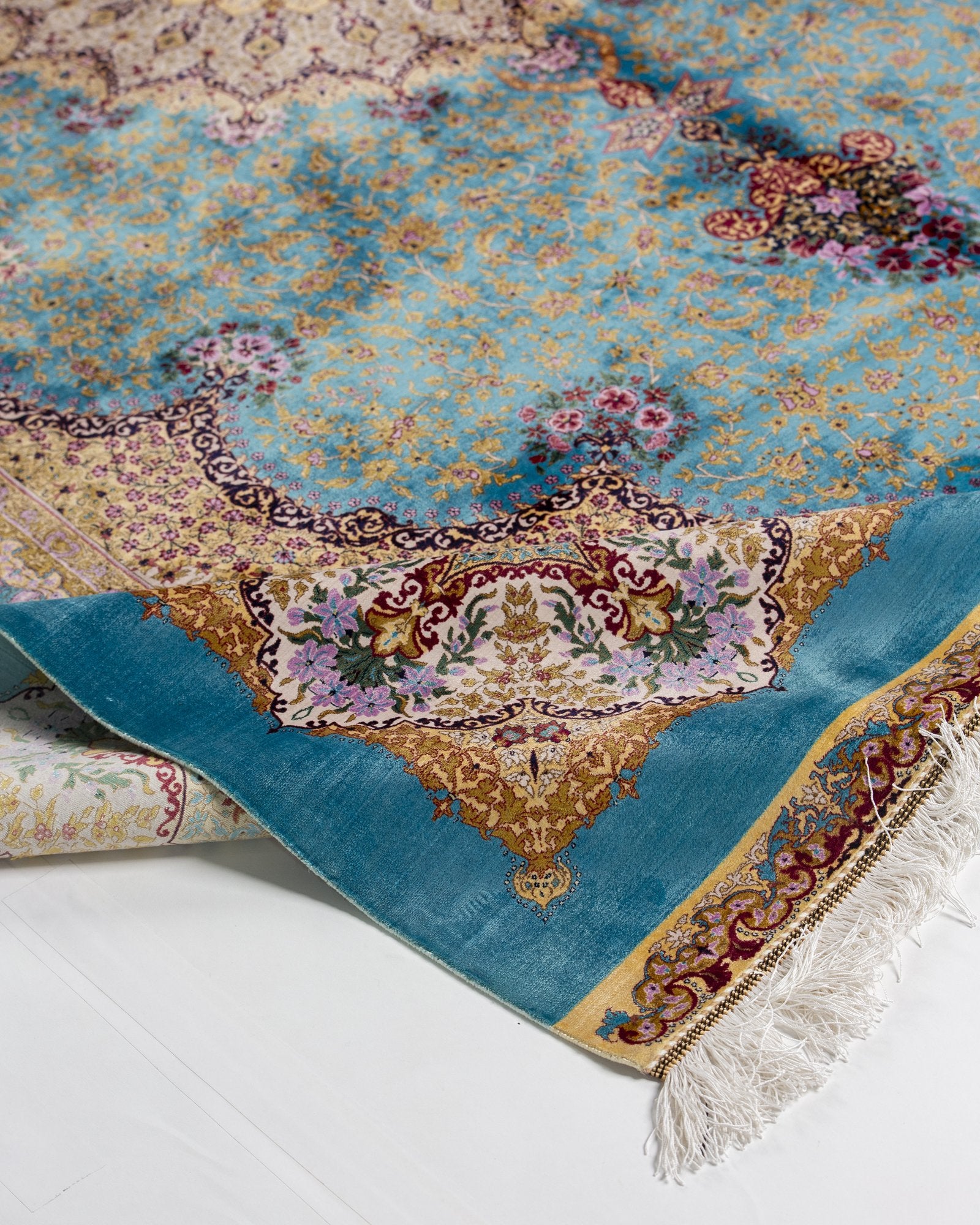 Camilla silk carpet knot density and detail, aqua blue 200 x 300 cm - Tabeer Homes Dubai