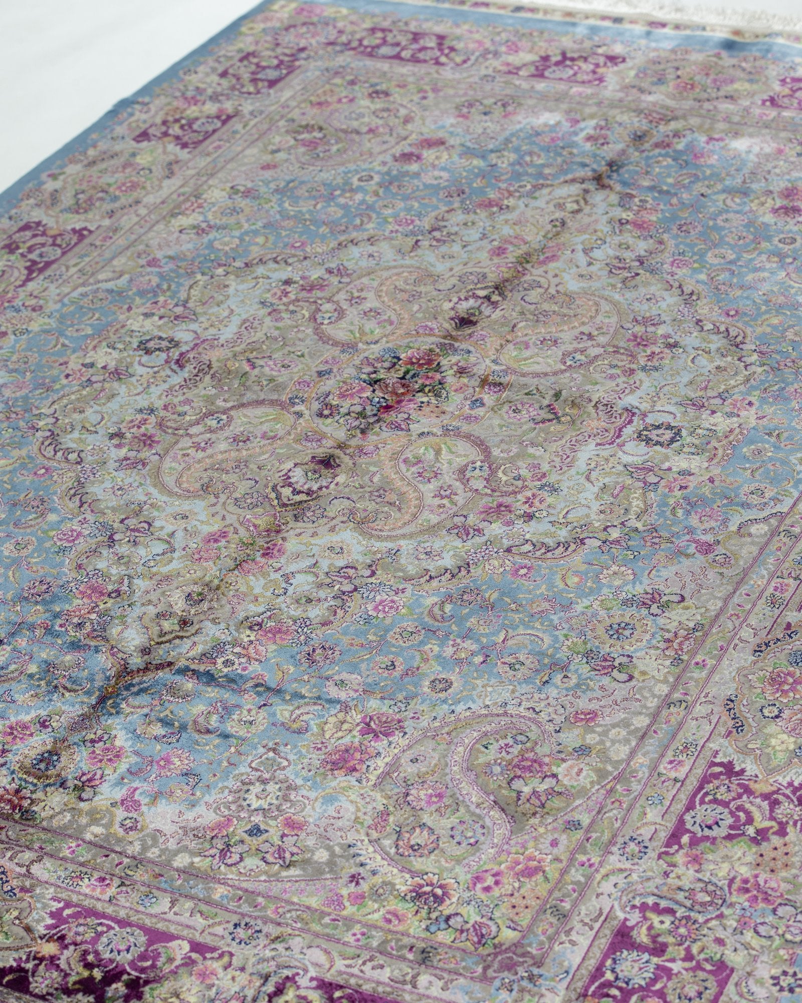 Farahnaz Persian silk and wool rug fringe and selvedge detail, powder blue 225 x 150 cm - Tabeer Homes Dubai