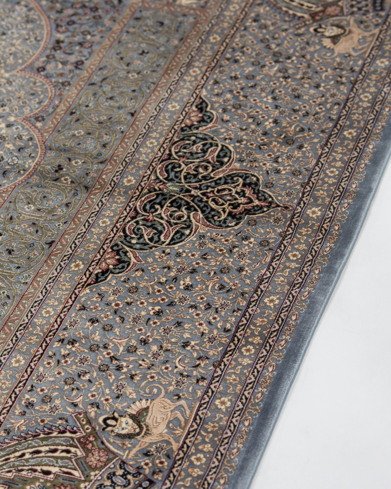 Mehrnaz silk carpet border and corner detail in silver grey, 200 x 300 cm - Tabeer Homes Dubai
