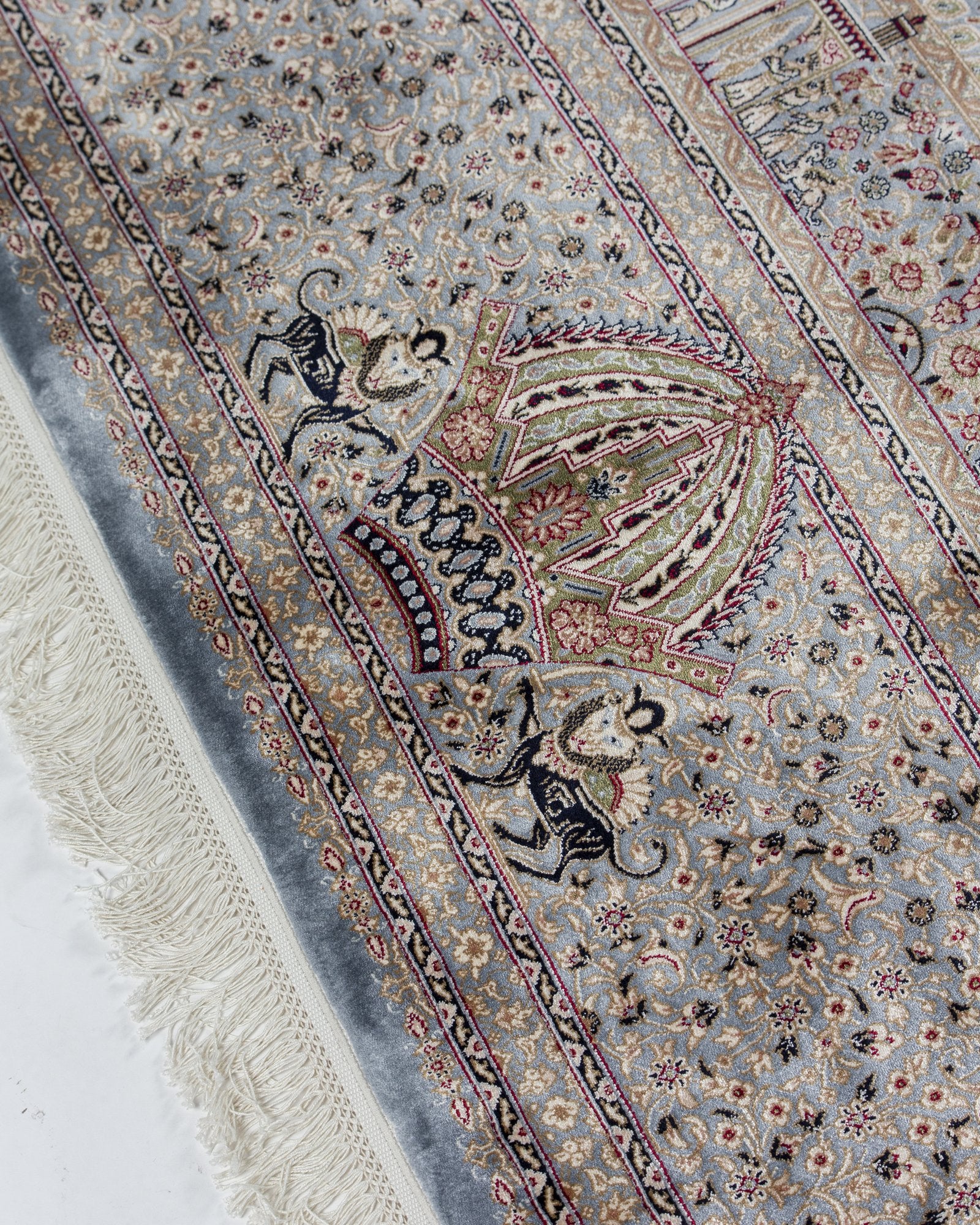 Mehrnaz silk carpet floral motif close-up in silver grey, 200 x 300 cm - Tabeer Homes Dubai