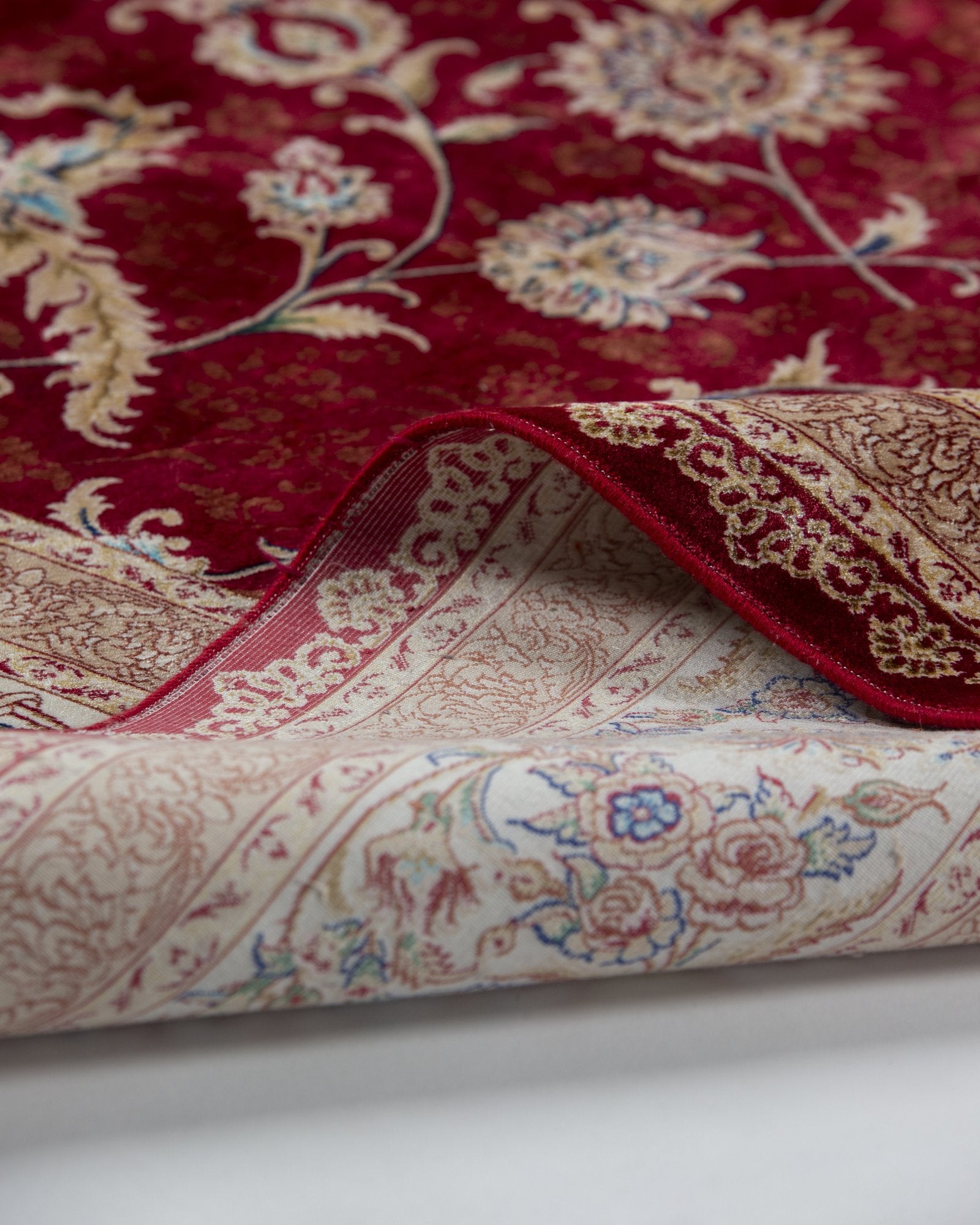 Ravenna Persian silk rug edge binding and back detail, crimson red 200 x 300 cm - Tabeer Homes Dubai