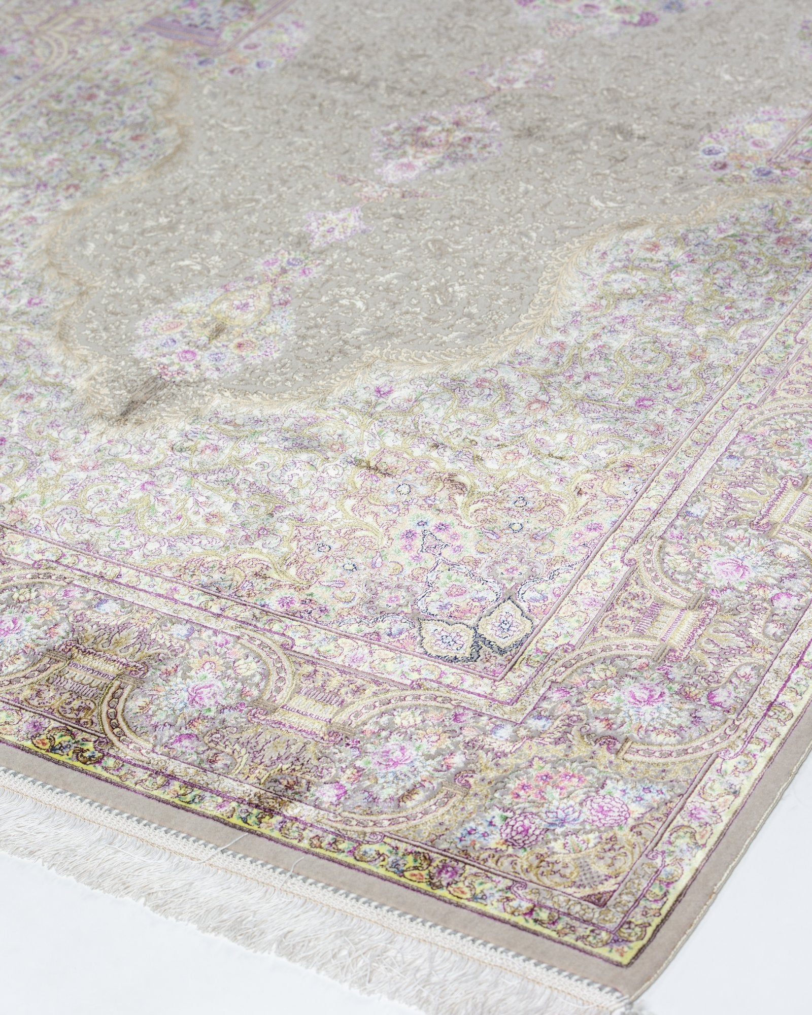 Sabina Persian silk and wool rug centre medallion close-up, champagne 225 x 150 cm - Tabeer Homes Dubai