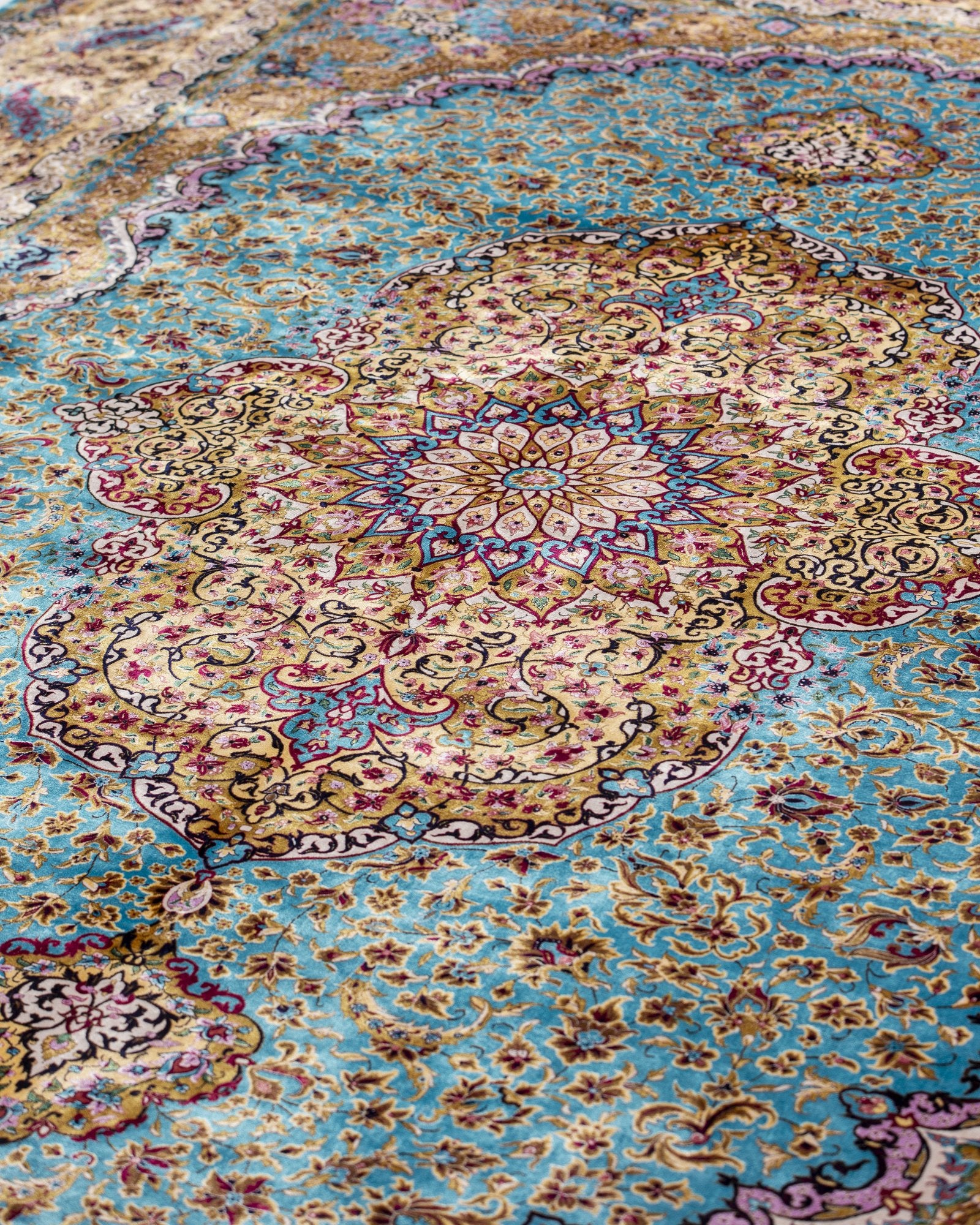 Sepideh Persian silk rug centre medallion close-up, celadon blue 250 x 350 cm - Tabeer Homes Dubai