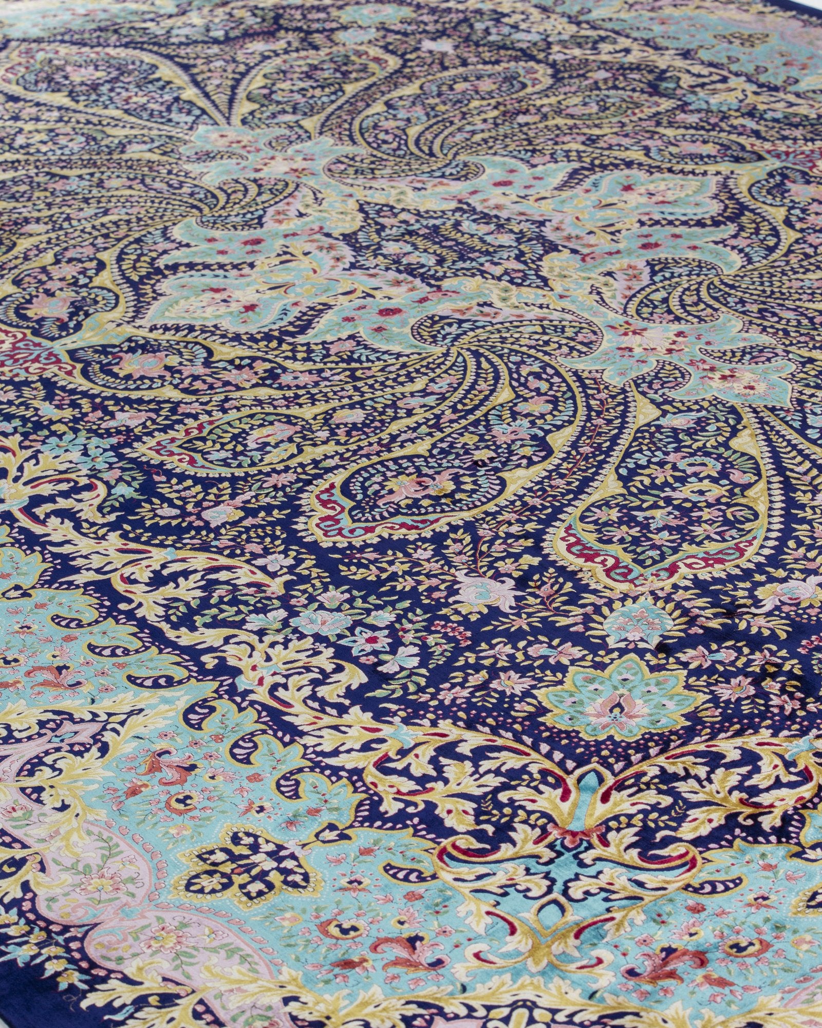 Serafina Persian silk rug edge binding and back detail, navy and sky blue 300 x 400 cm - Tabeer Homes Dubai