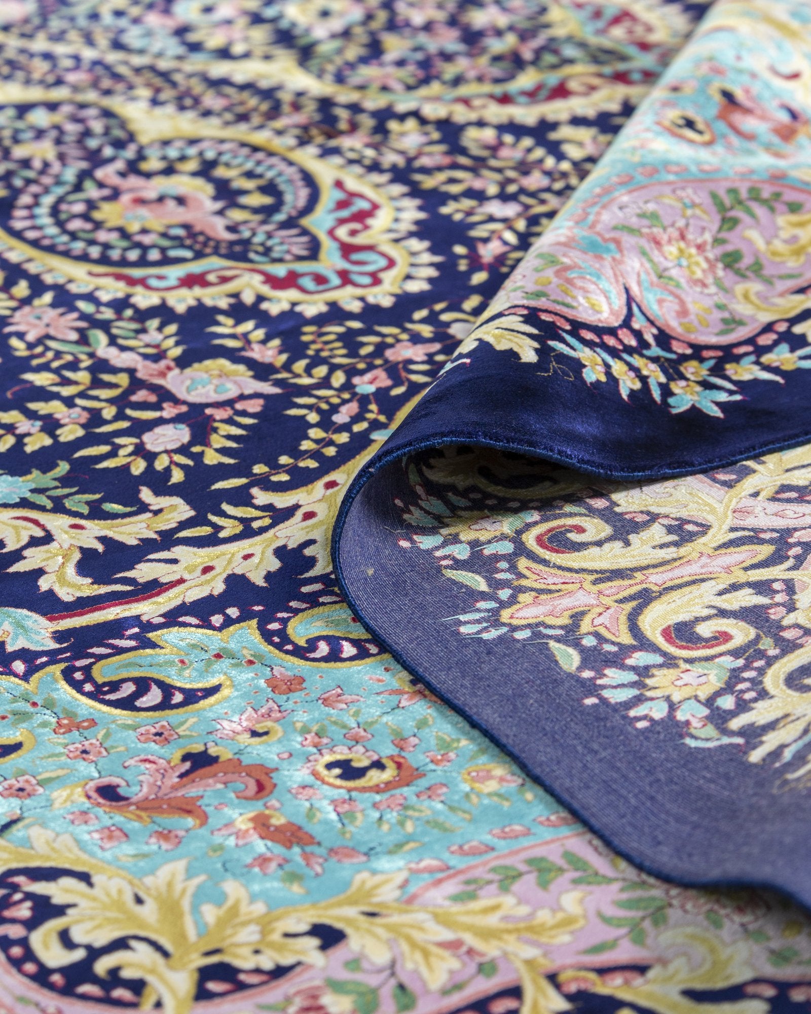 Serafina Persian silk rug corner motif detail in navy and sky blue, 300 x 400 cm - Tabeer Homes Dubai