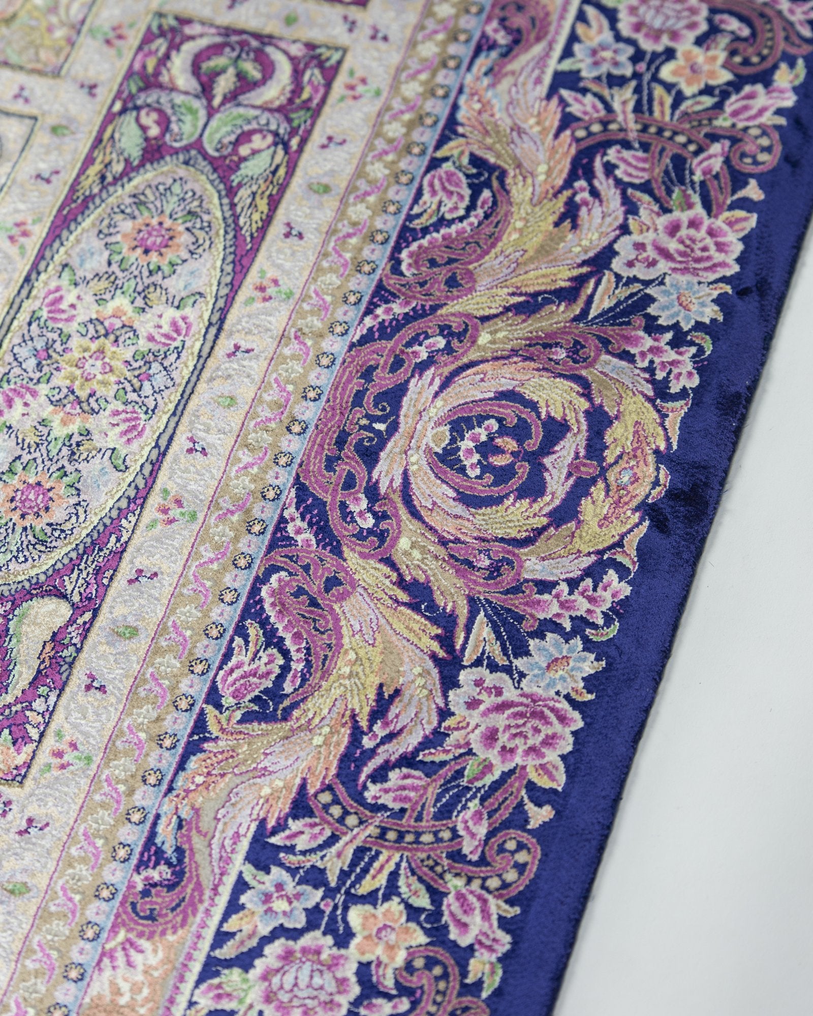 Simorgh Persian silk and wool carpet reverse and selvedge detail, ivory 225x150 cm - Tabeer Homes Dubai