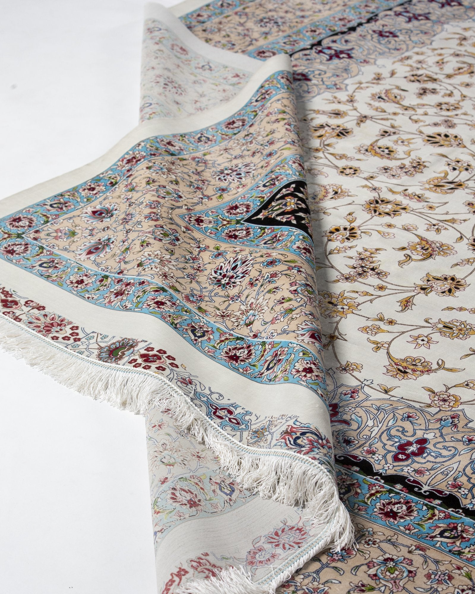 Yalda silk carpet spandrel and guard border in ivory and navy, 300 x 400 cm - Tabeer Homes Dubai