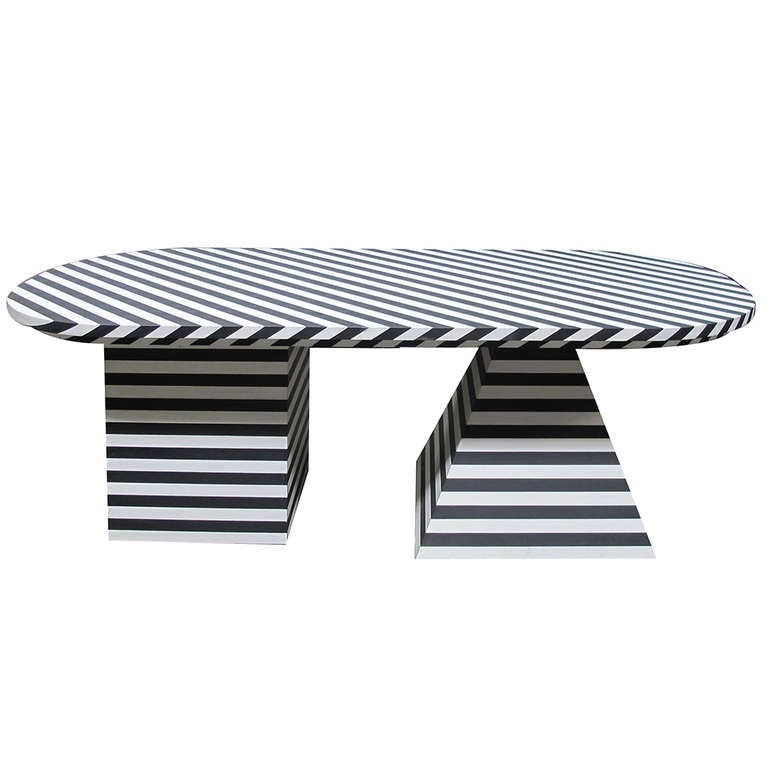 Erta Dining table in black and white bone inlay by tabeer homes
