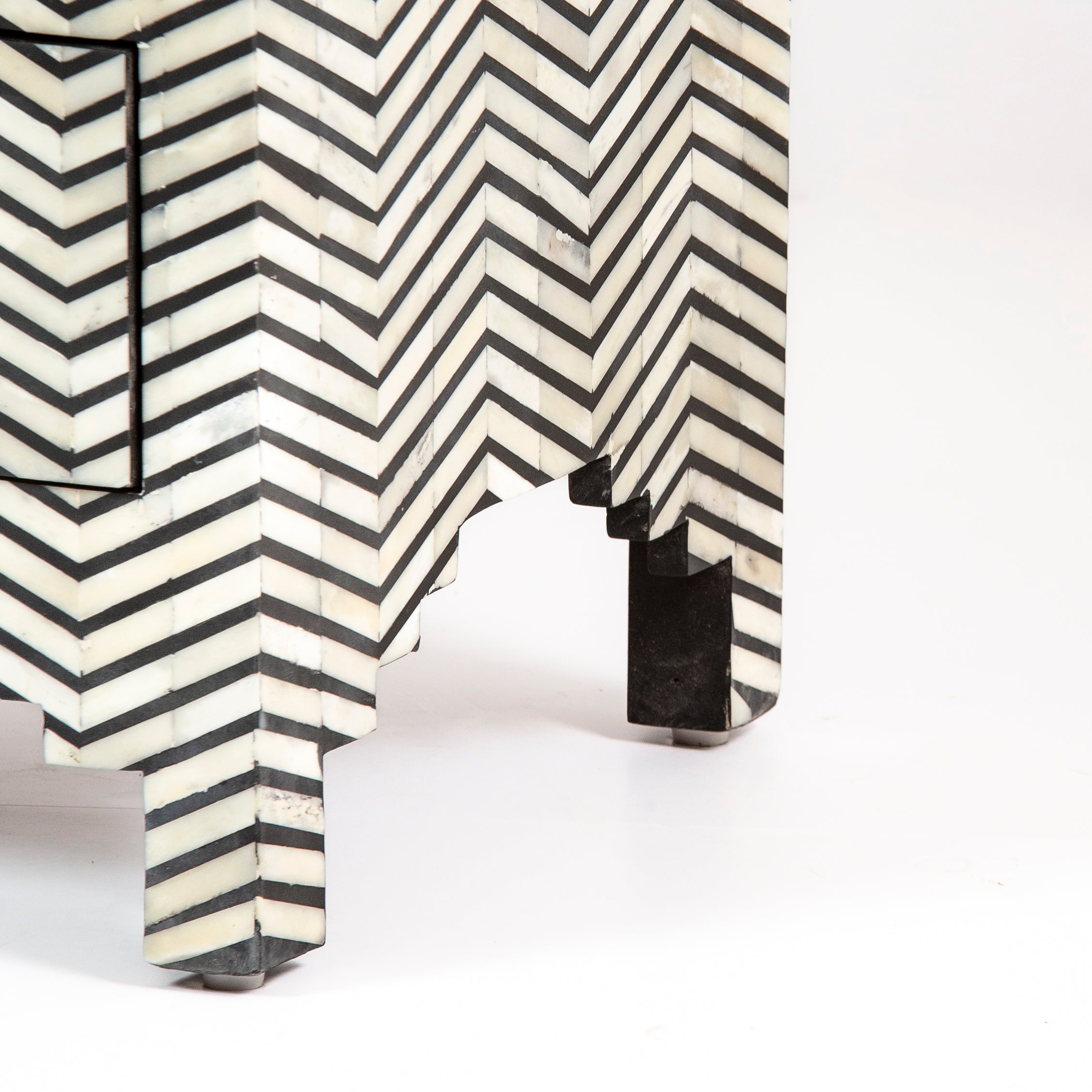 Isra Chest of Drawers - Black & White Bone Inlay