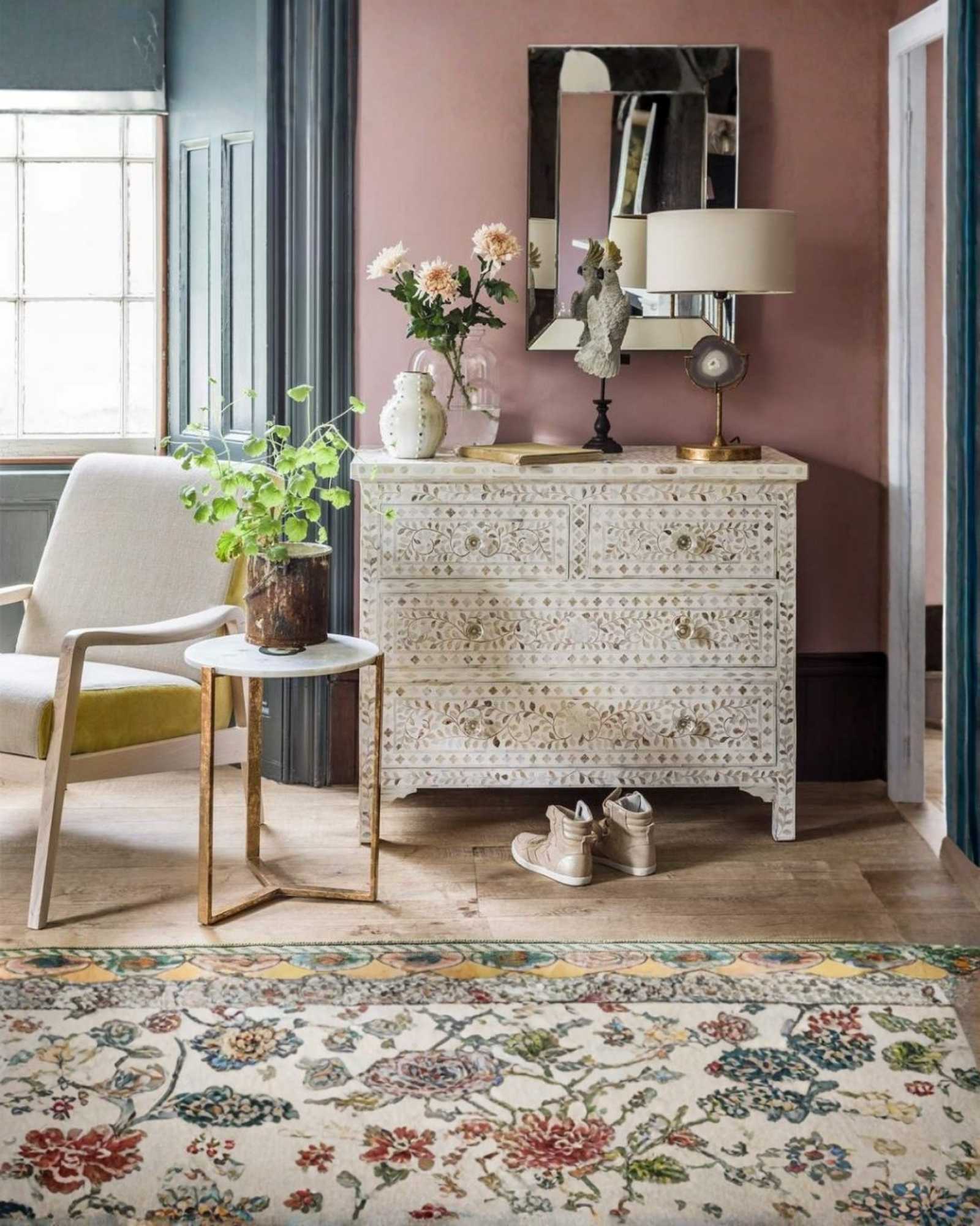 Iris Chest of Drawers - White Mother of Pearl - Tabeer Homes