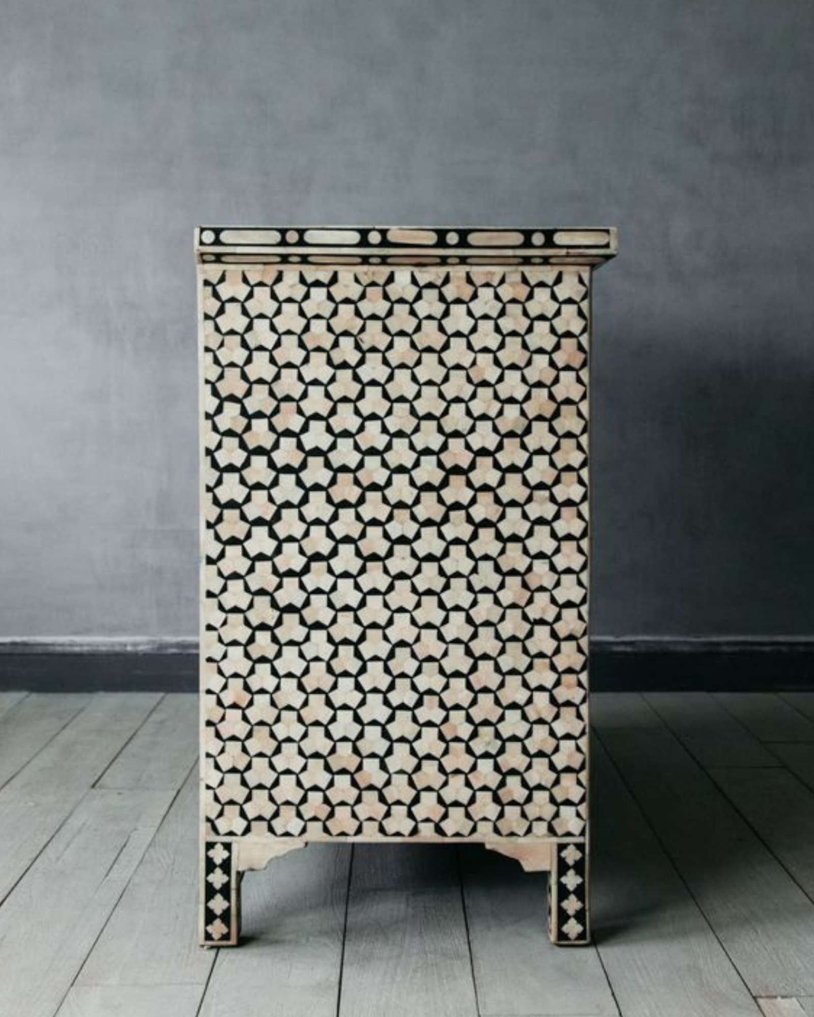 Vaan Chest of Drawers - Black & White Bone Inlay - Tabeer Homes