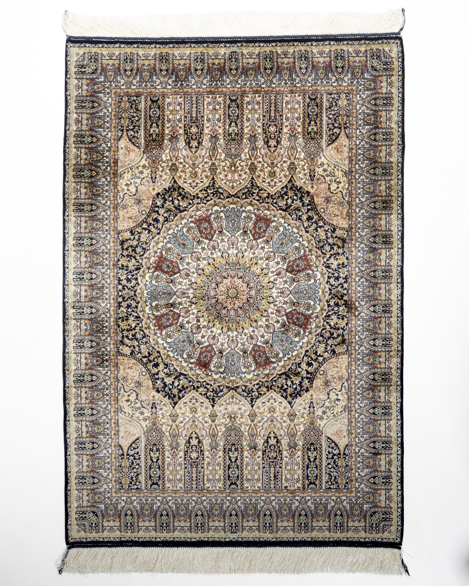 Anahita beige silk rug 150 x 100 cms with a circular dome medallion