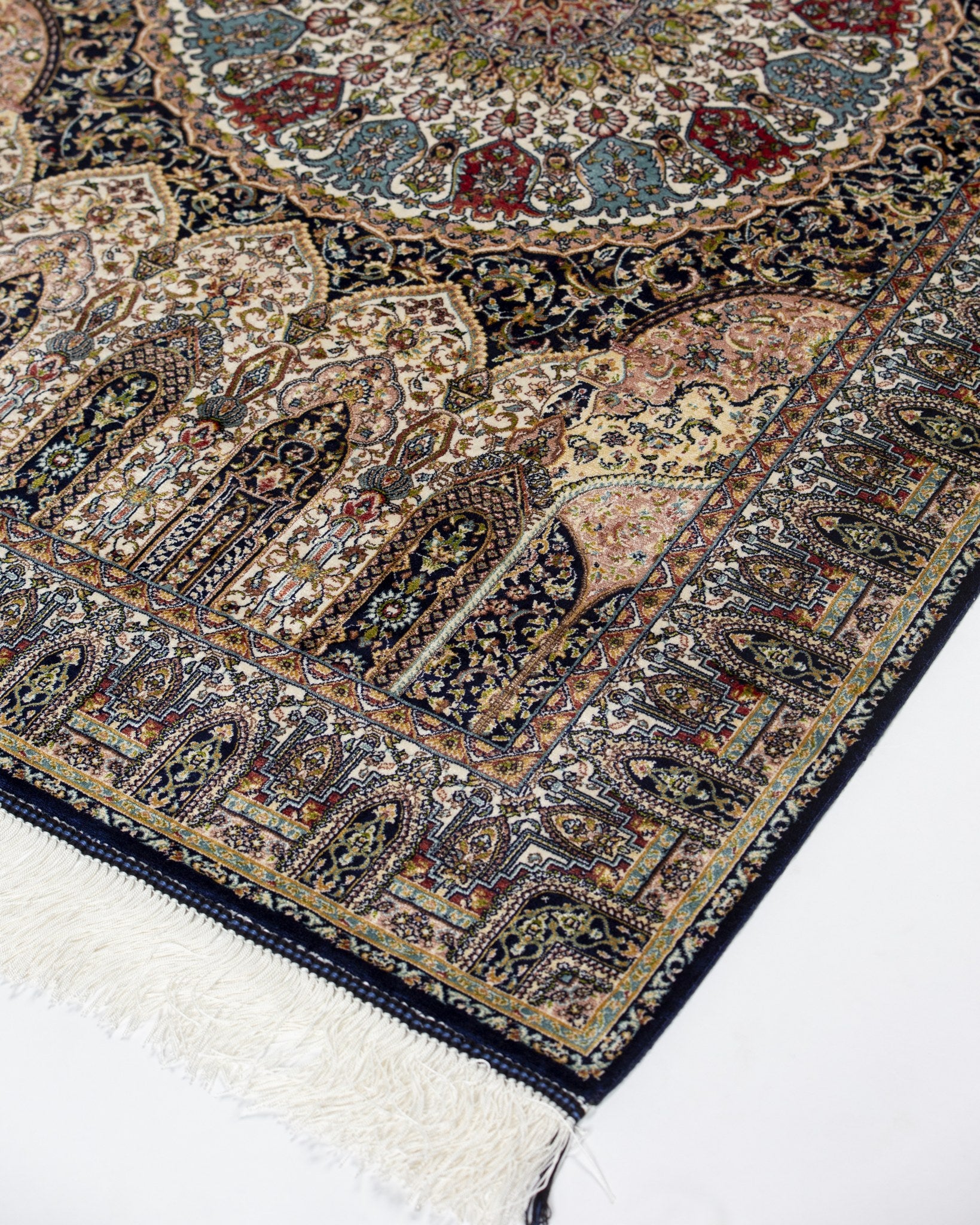 Border pattern detail of the Anahita silk rug