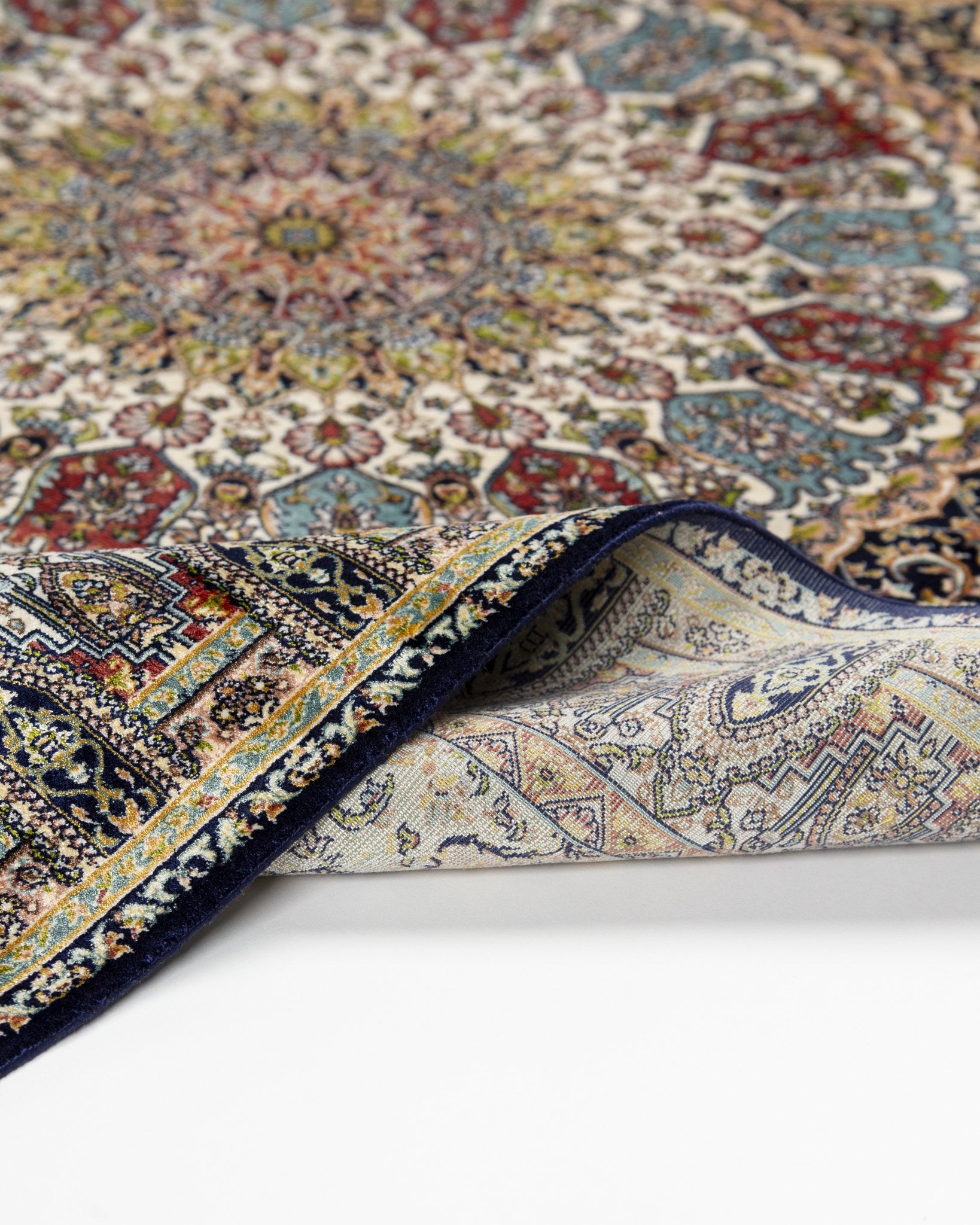 Anahita beige silk rug field and border detail