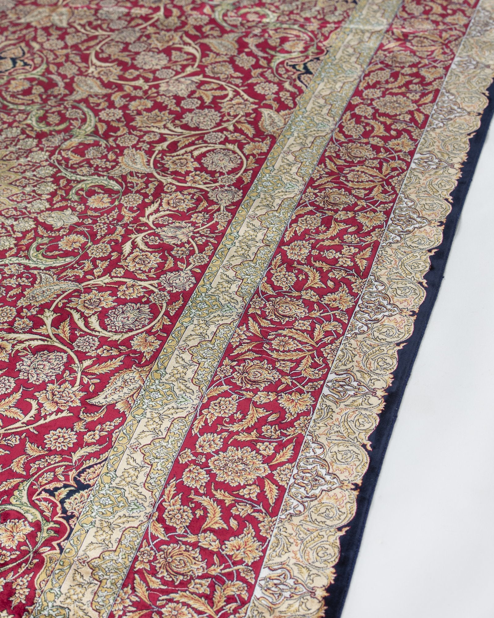 Ardeshir silk carpet field pattern detail in burgundy, 200 x 300 cm - Tabeer Homes Dubai