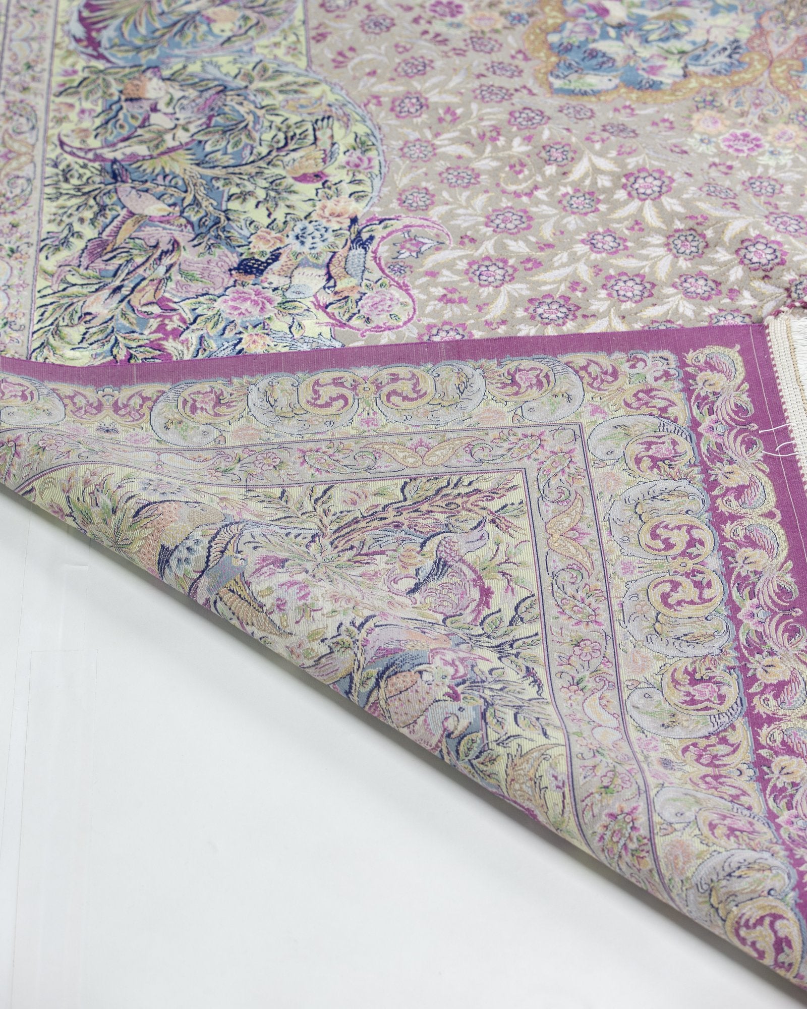 Arezoo Persian silk and wool rug corner motif detail in silver lilac, 200 x 300 cm - Tabeer Homes Dubai