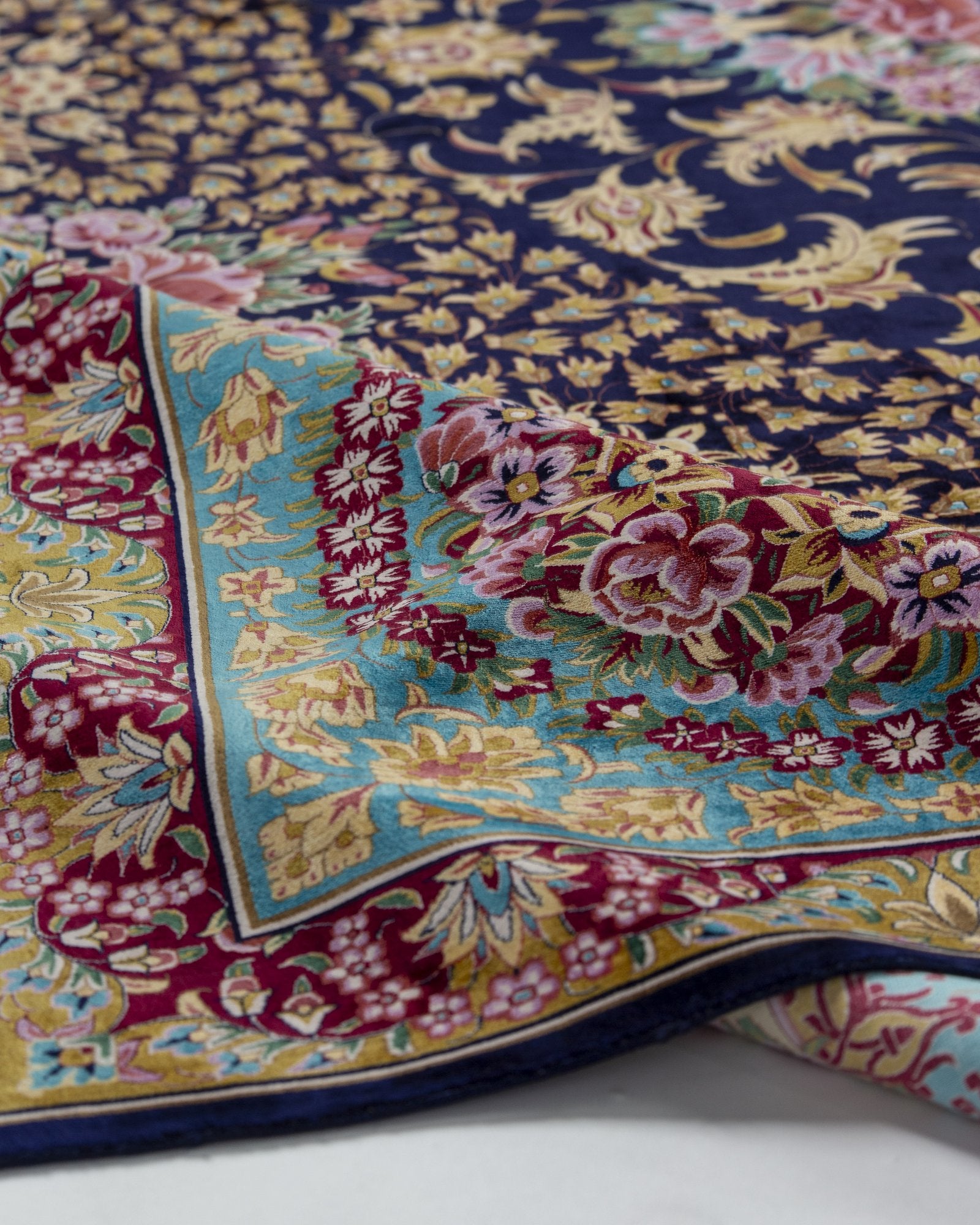 Ariana silk carpet spandrel and guard border in turquoise and navy, 300 x 400 cm - Tabeer Homes Dubai