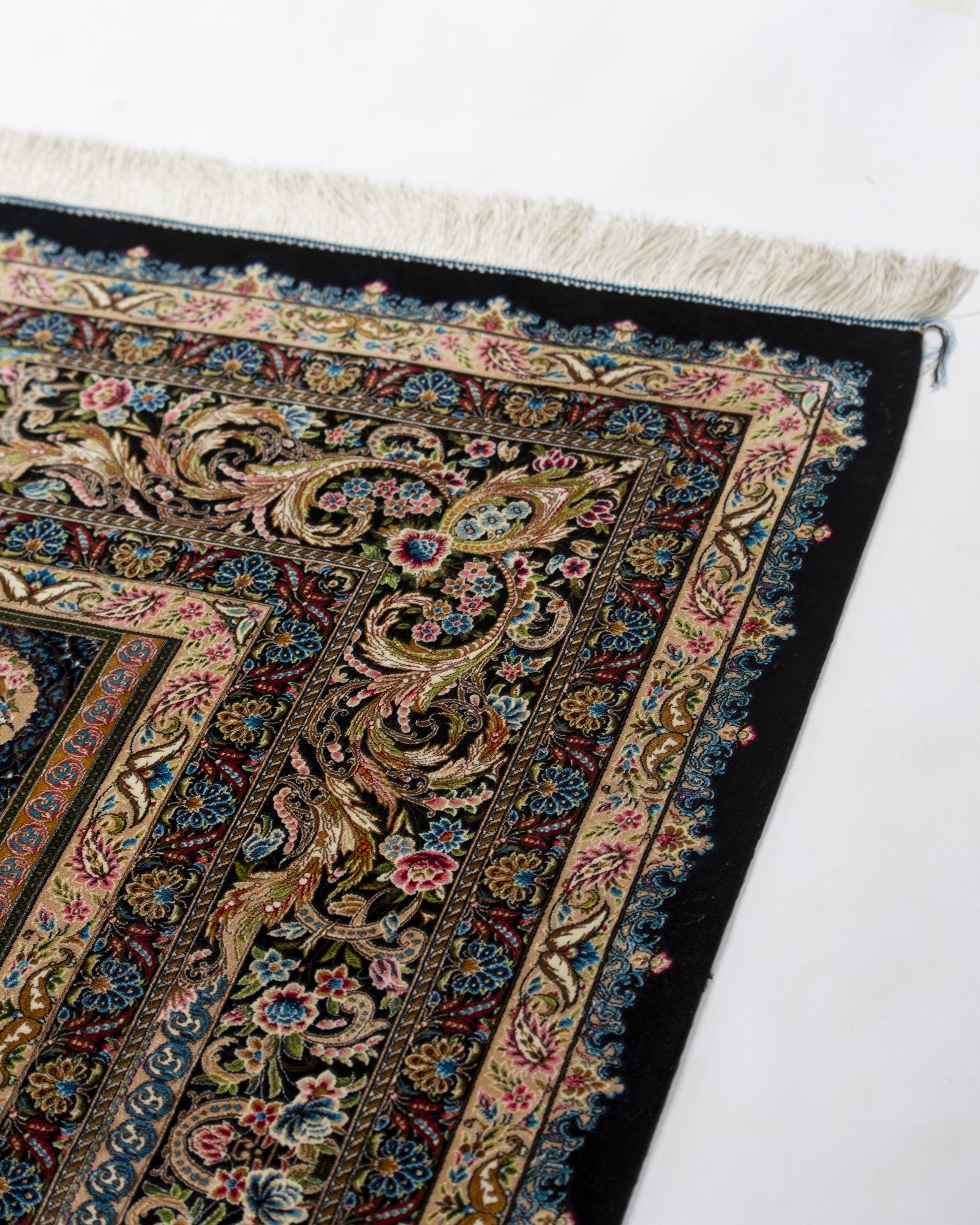 Homa Persian silk rug pile texture and sheen, black and gold 200 x 300 cm - Tabeer Homes Dubai