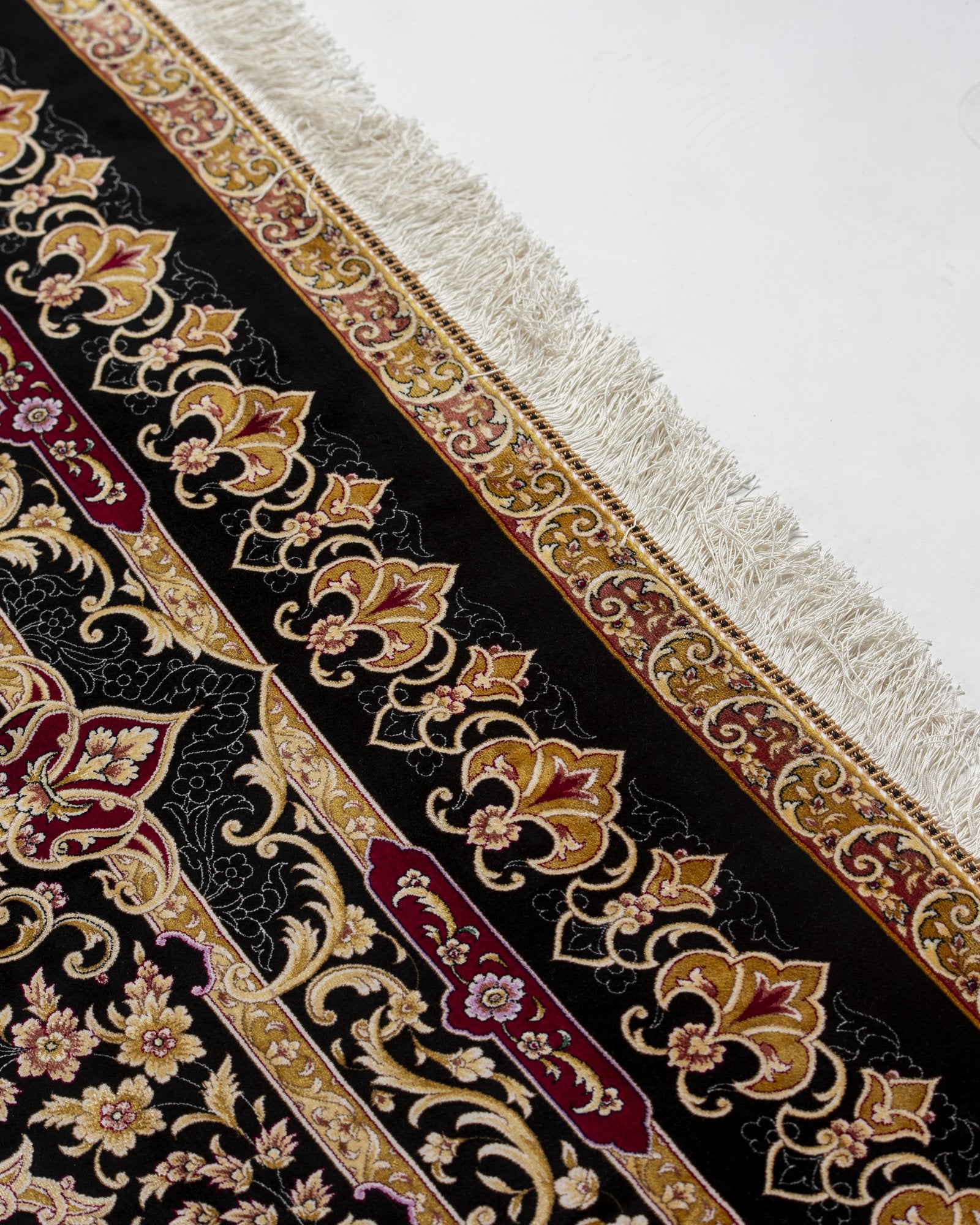 Isolde silk carpet field pattern detail in black and gold, 200 x 300 cm - Tabeer Homes Dubai