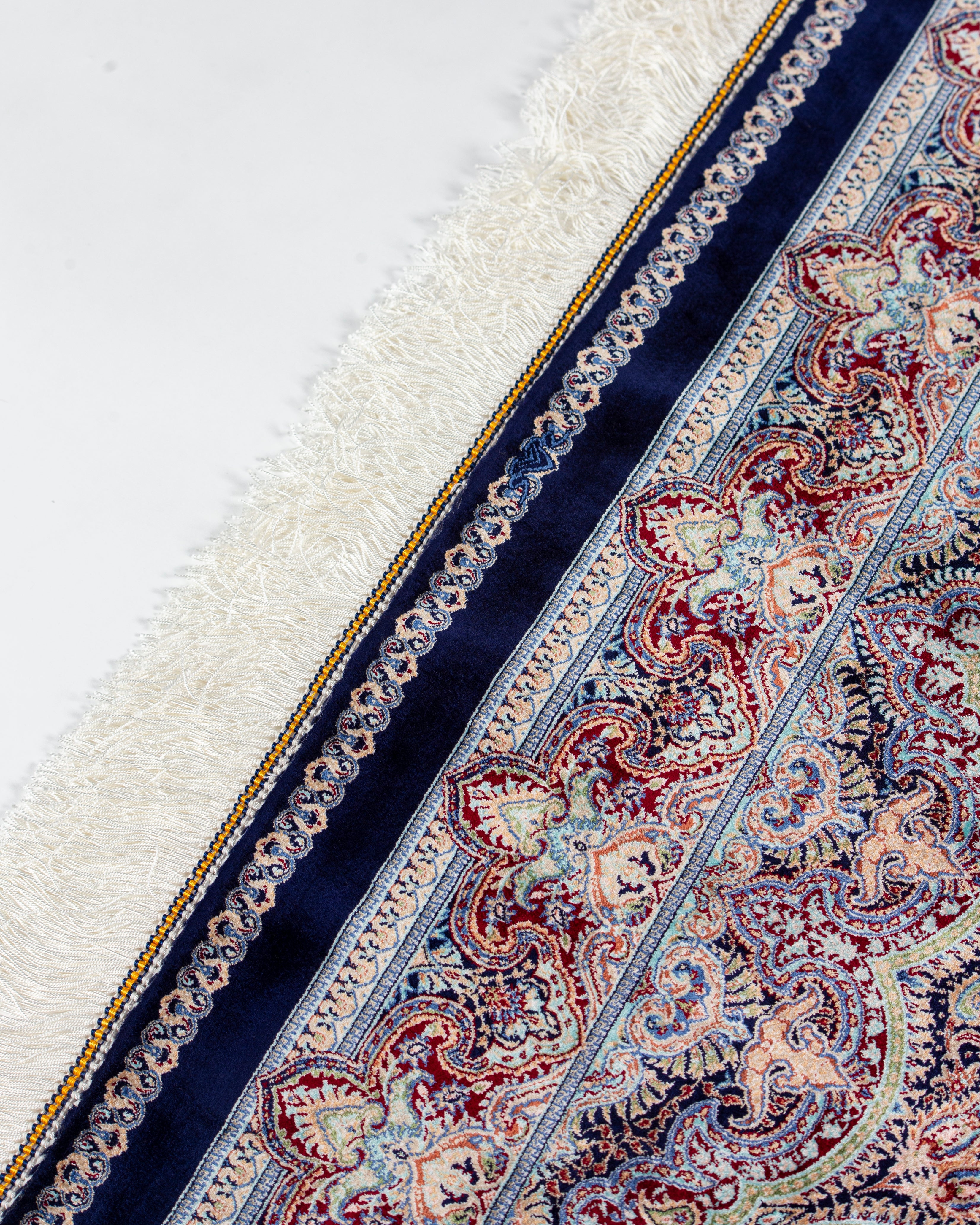 Corner and border detail of the Mahtab silk rug