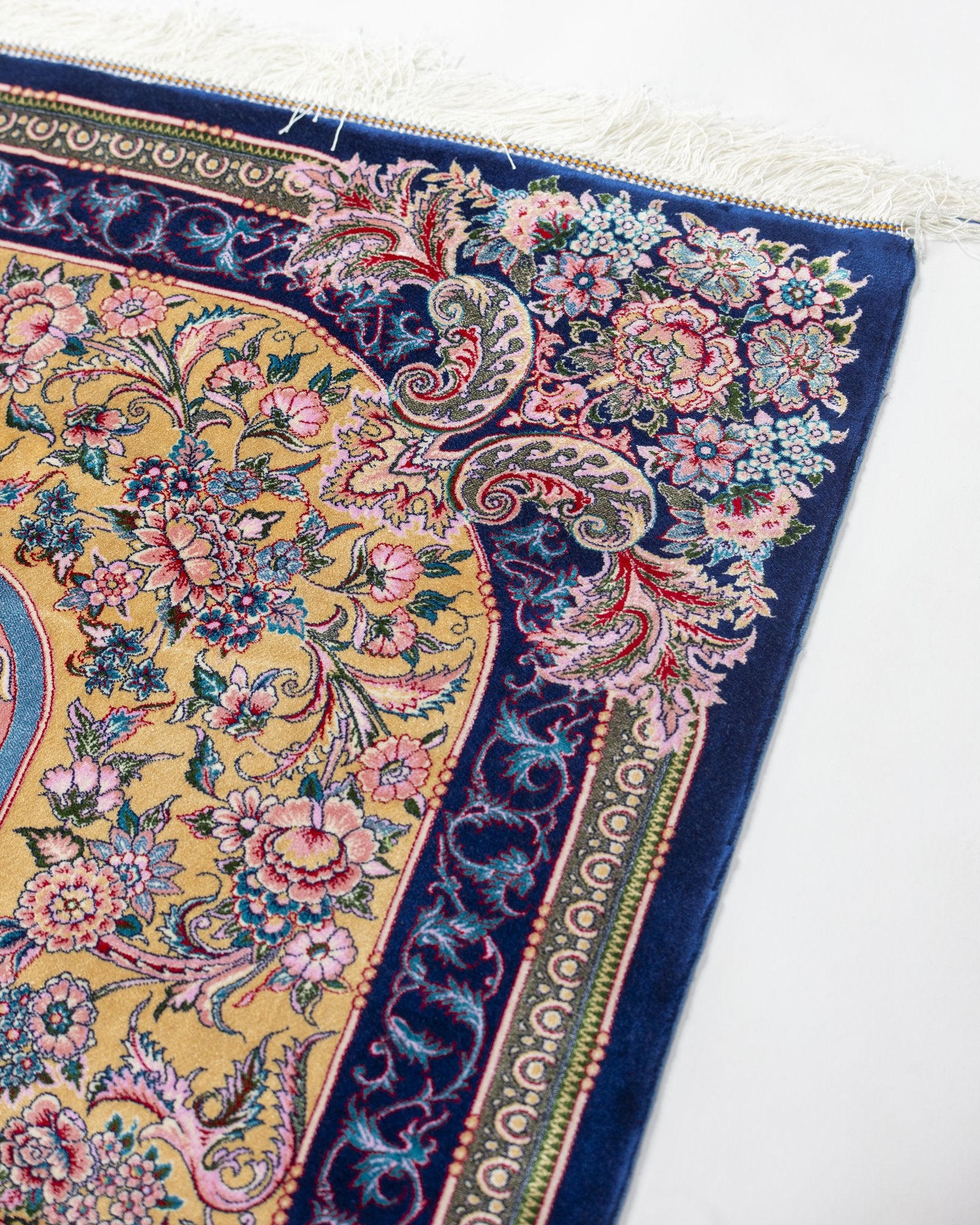 Marguerite Persian silk rug fringe and selvedge detail, red and ivory 200 x 300 cm - Tabeer Homes Dubai