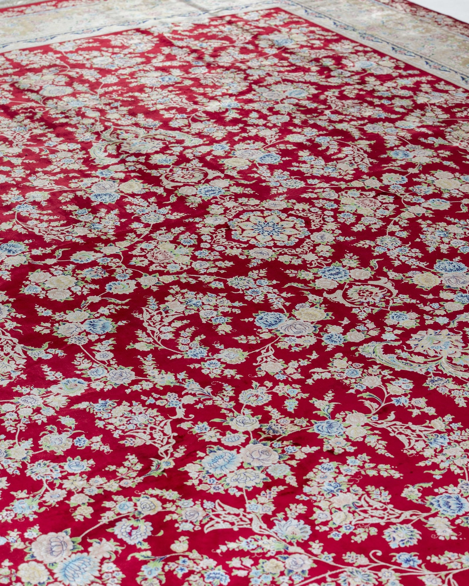 Octavia Persian silk carpet design detail in deep red, 300 x 400 cm - Tabeer Homes Dubai
