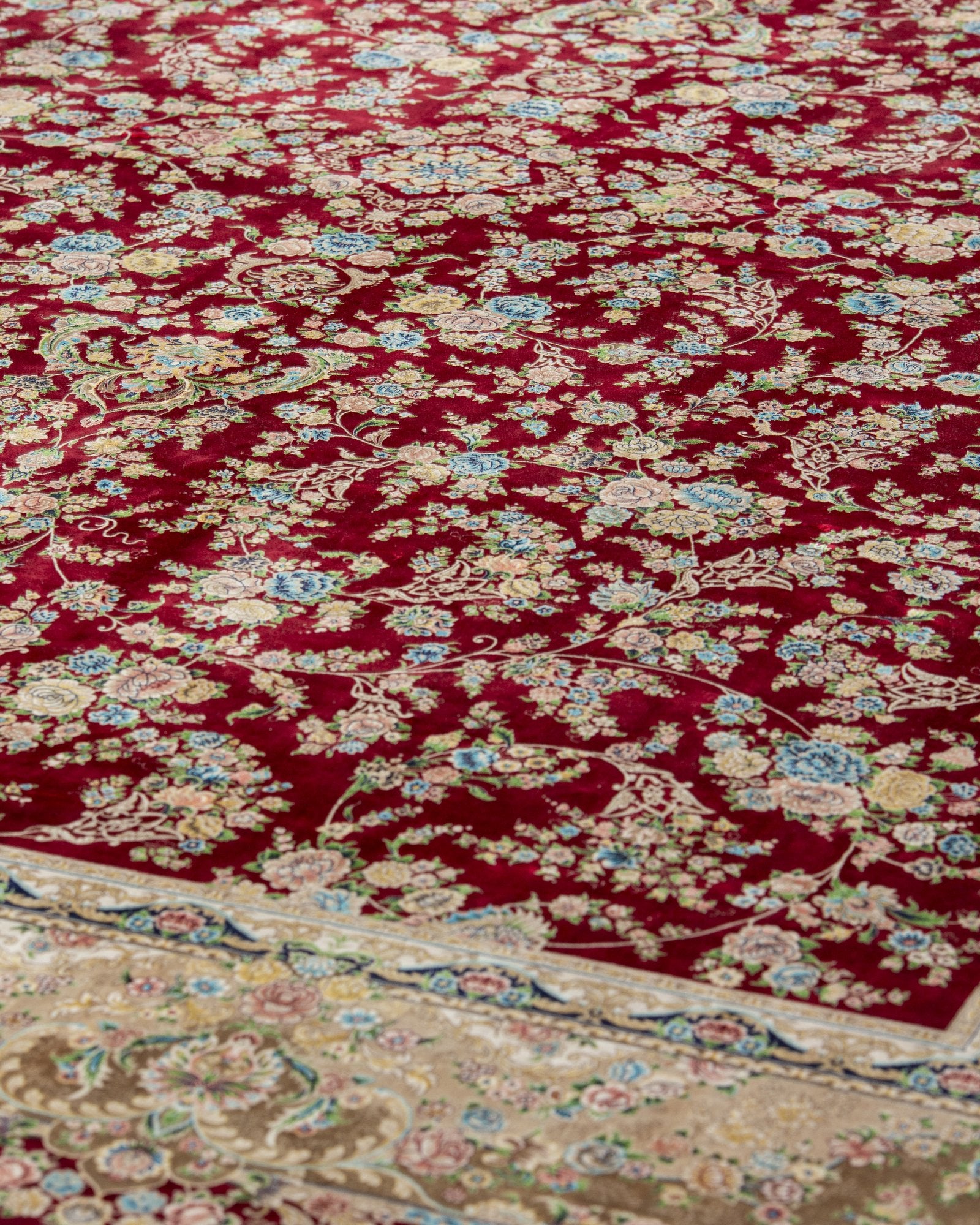 Octavia Persian silk rug folded corner showing fine weave, deep red 300 x 400 cm - Tabeer Homes Dubai