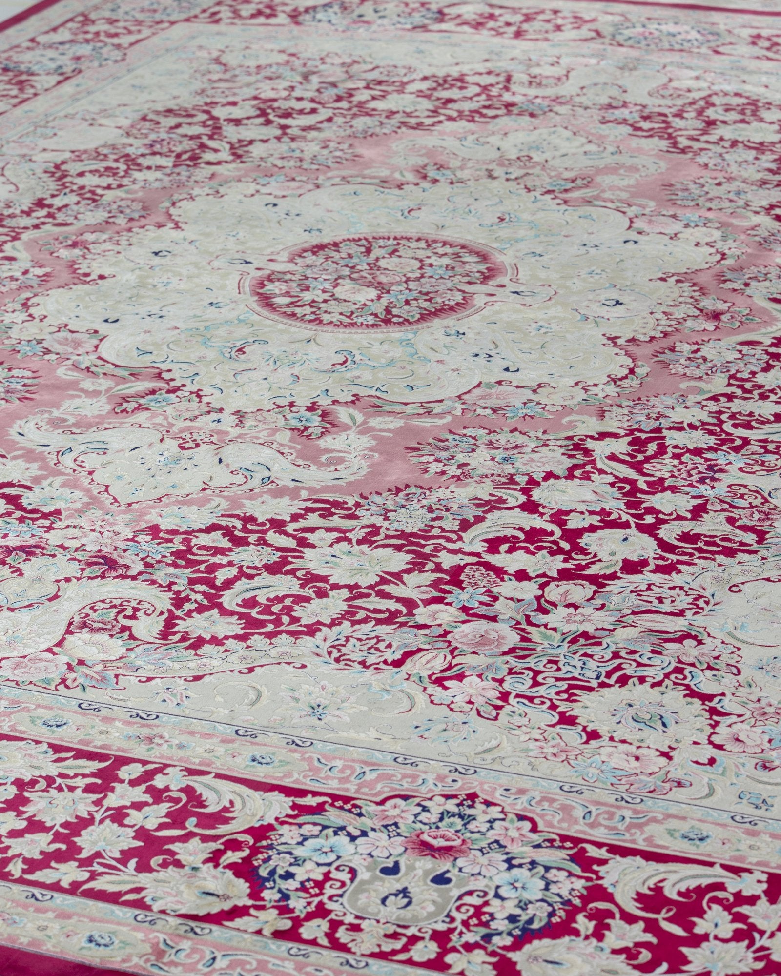 Roshanak Persian silk rug folded corner showing fine weave, rose pink 300 x 400 cm - Tabeer Homes Dubai