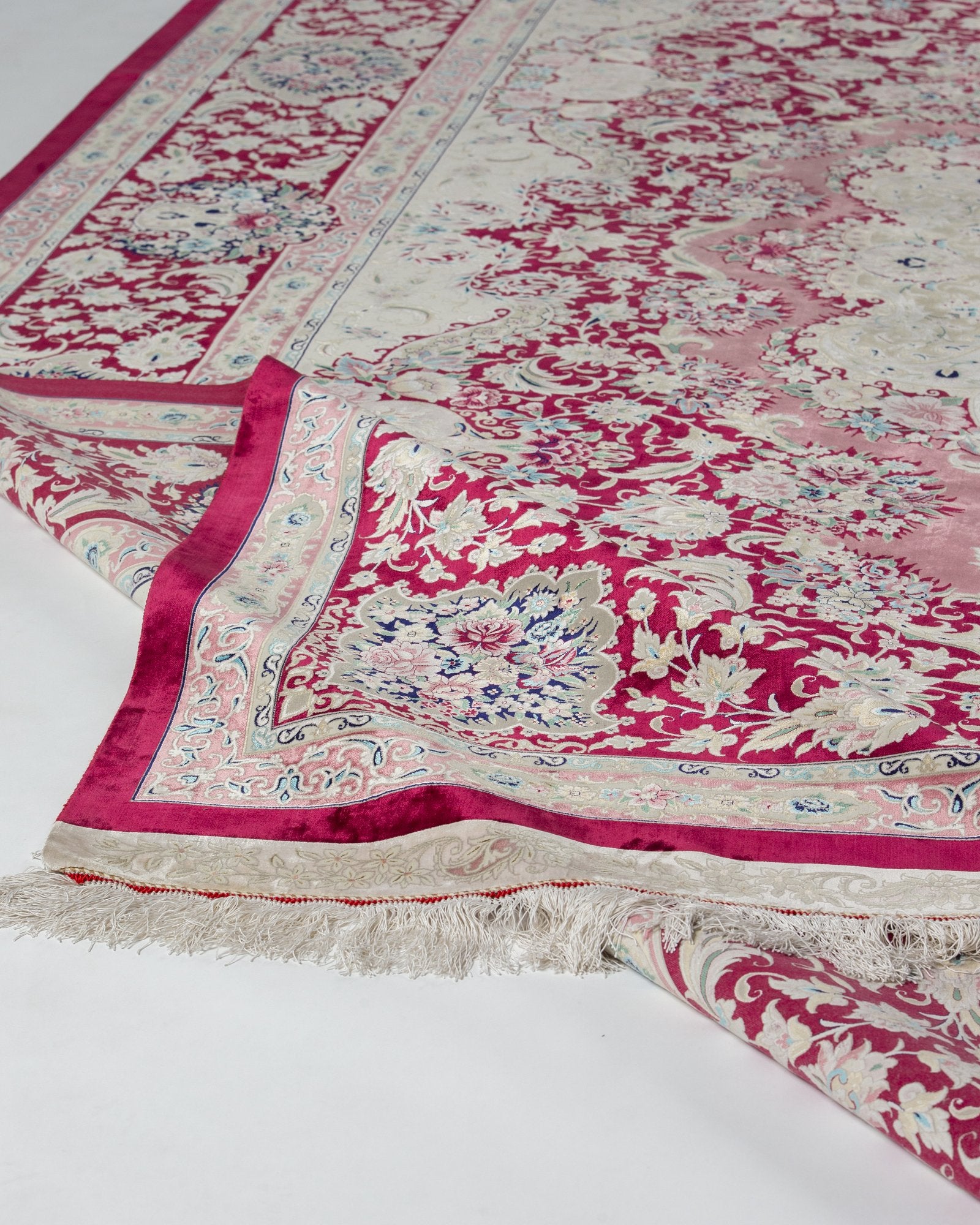 Roshanak Persian silk rug edge binding and back detail, rose pink 300 x 400 cm - Tabeer Homes Dubai