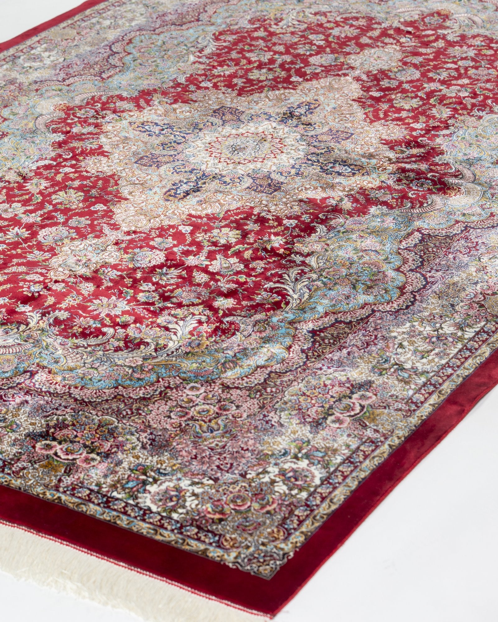 Roxana Persian silk carpet design detail, red 225x150 cm - Tabeer Homes Dubai