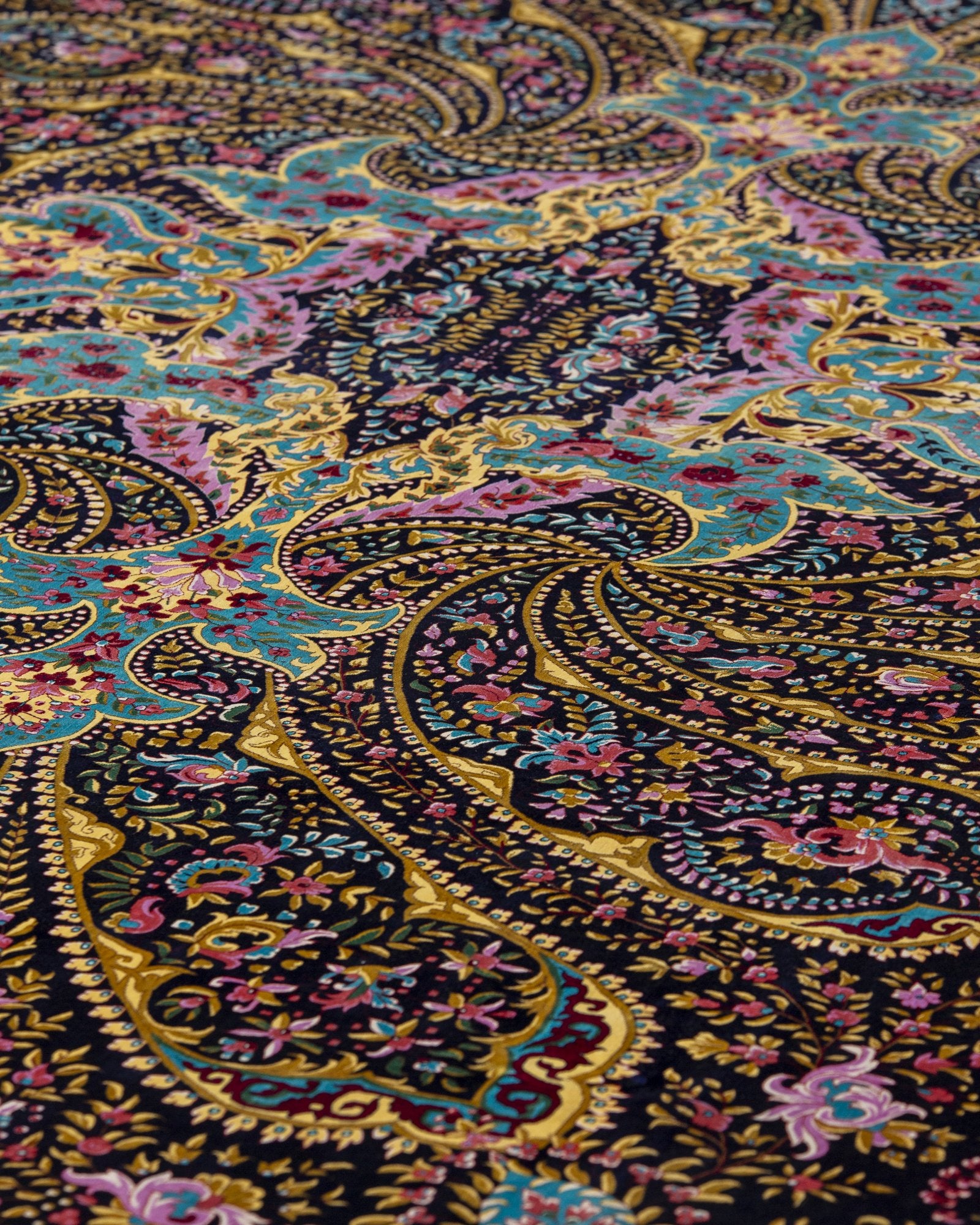 Serafina Persian silk rug pile texture and sheen, navy and sky blue 300 x 400 cm - Tabeer Homes Dubai