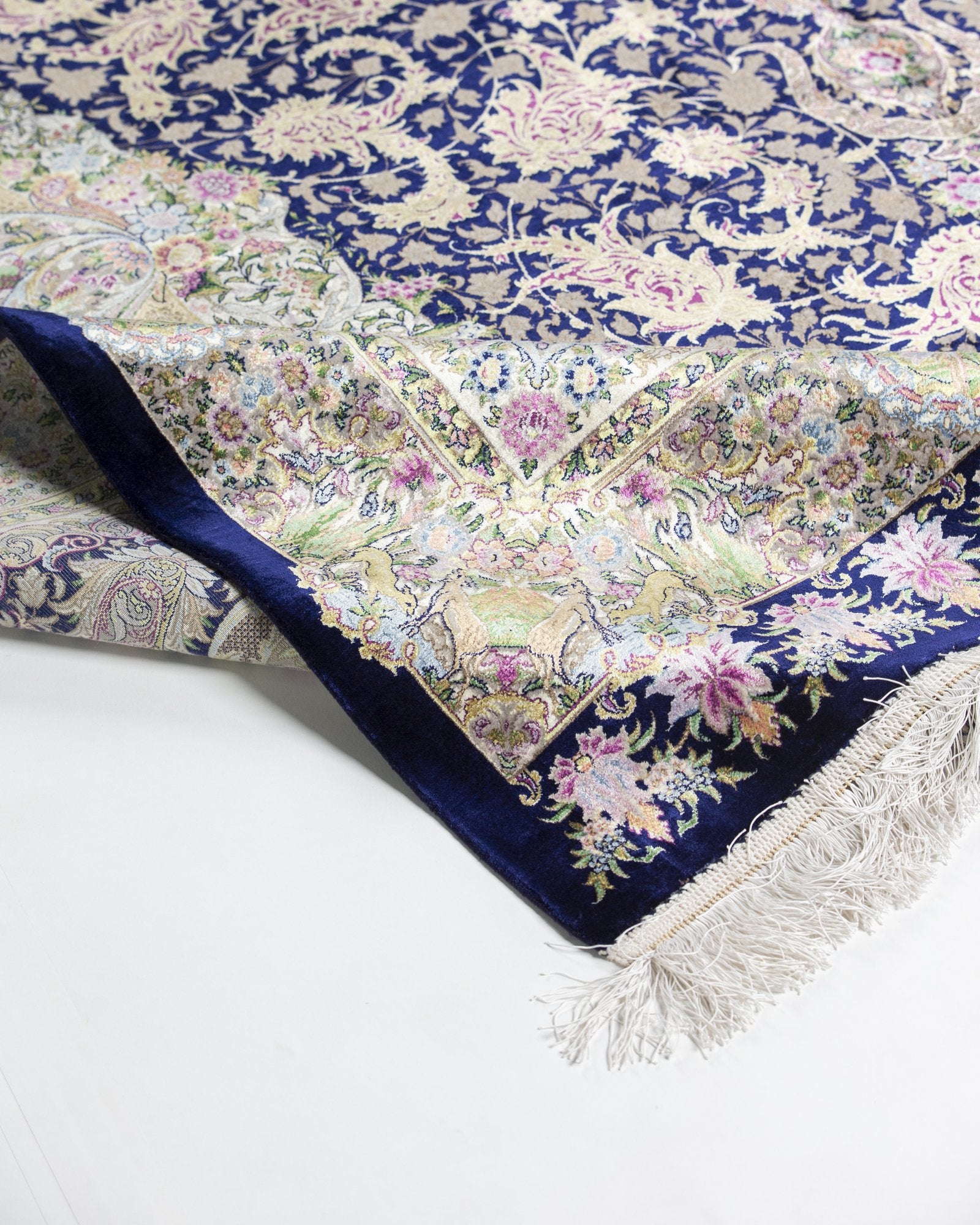 Shahrzad silk and wool carpet knot density and detail, navy blue 200 x 300 cm - Tabeer Homes Dubai