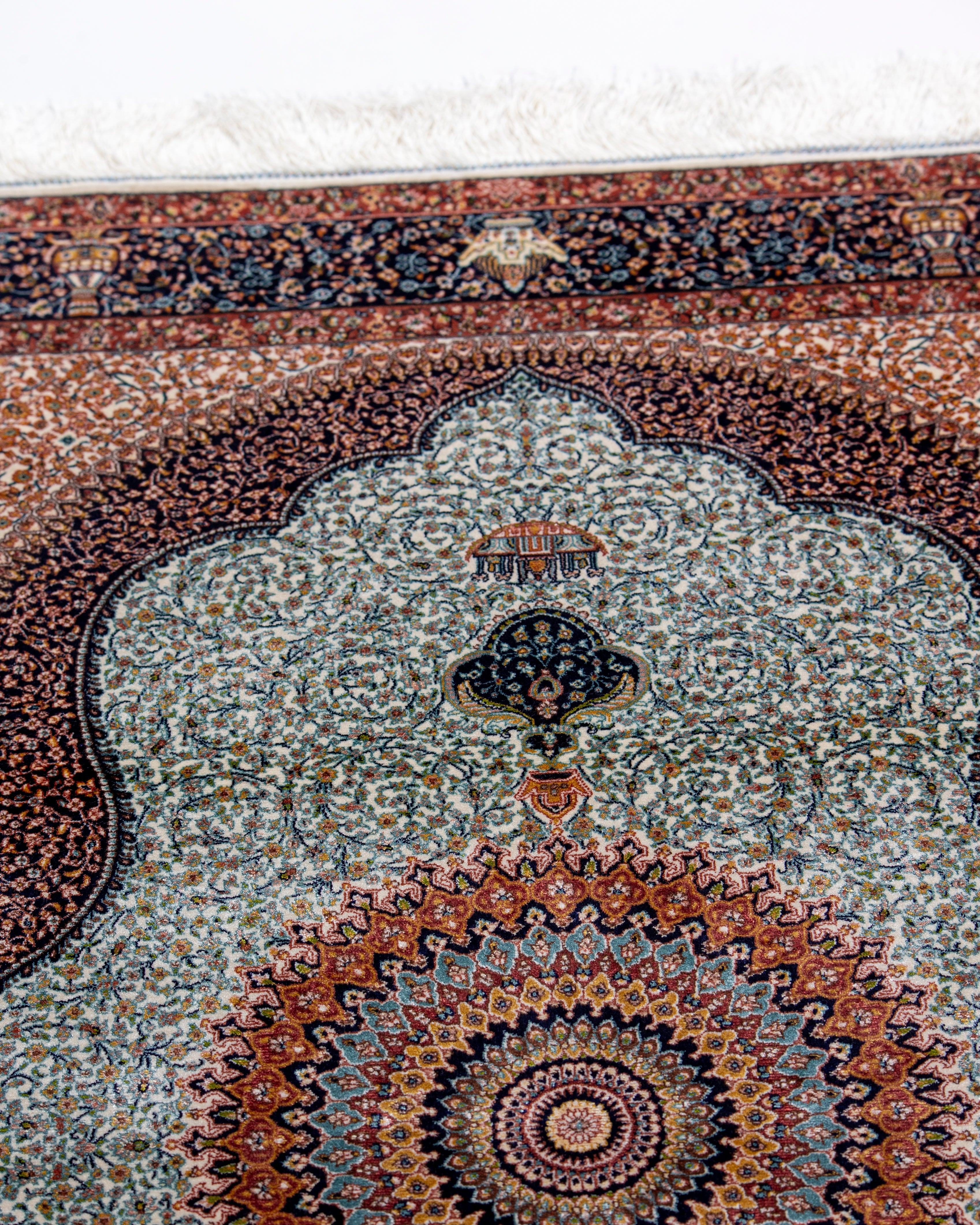 Silk pile detail of the Simin ivory rug