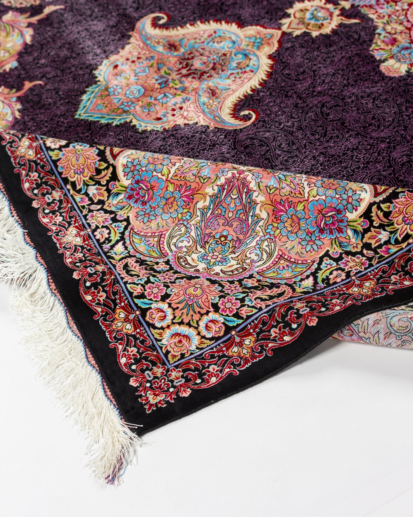 Valentina silk carpet field pattern detail in aubergine, 200 x 300 cm - Tabeer Homes Dubai