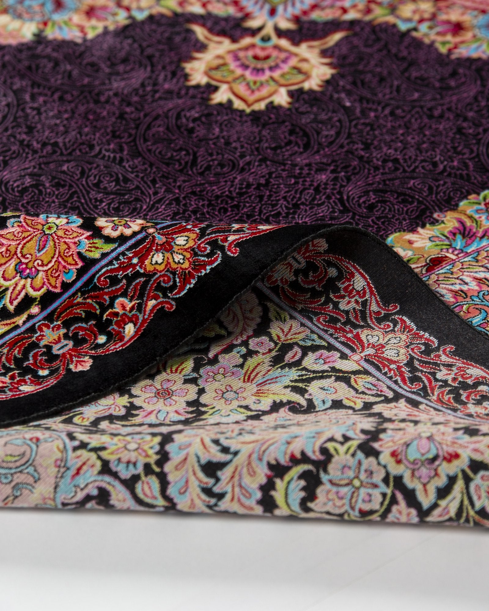Valentina silk carpet spandrel and guard border in aubergine, 200 x 300 cm - Tabeer Homes Dubai