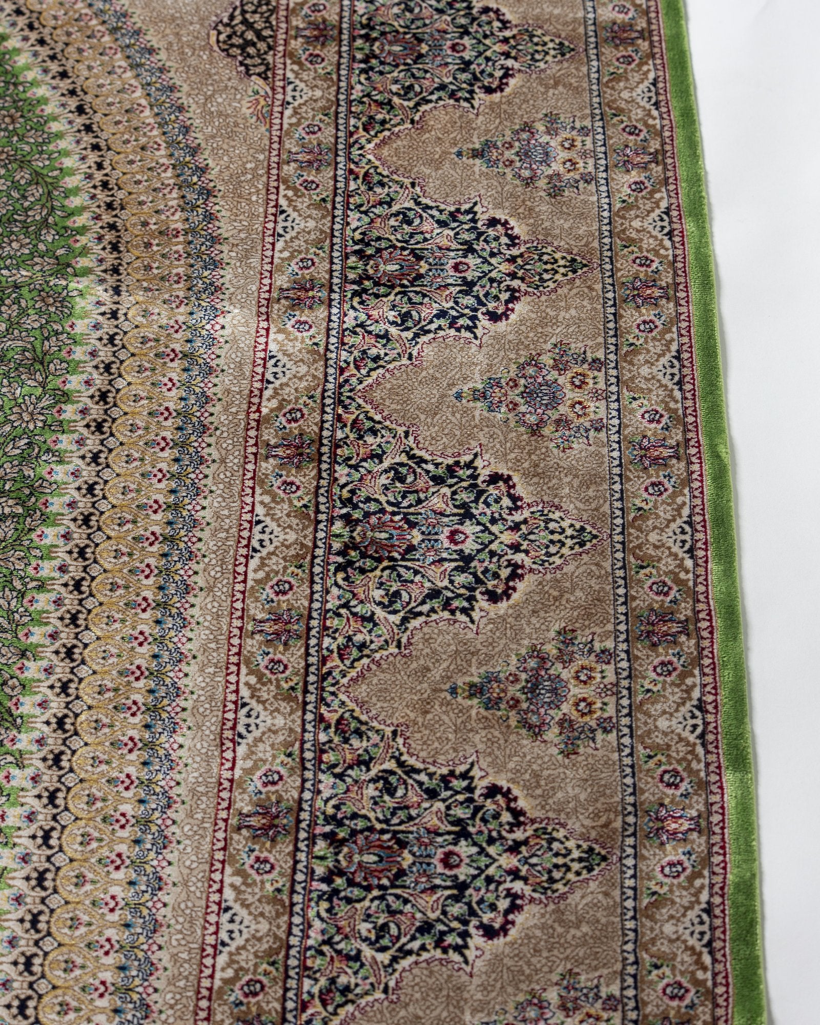 Verona silk carpet floral motif close-up in sage green, 200 x 300 cm - Tabeer Homes Dubai