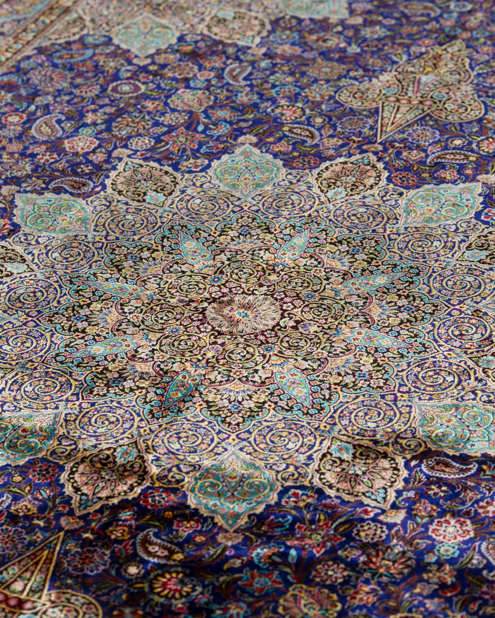 Violetta Persian silk carpet medallion close-up, navy 225x150 cm - Tabeer Homes Dubai