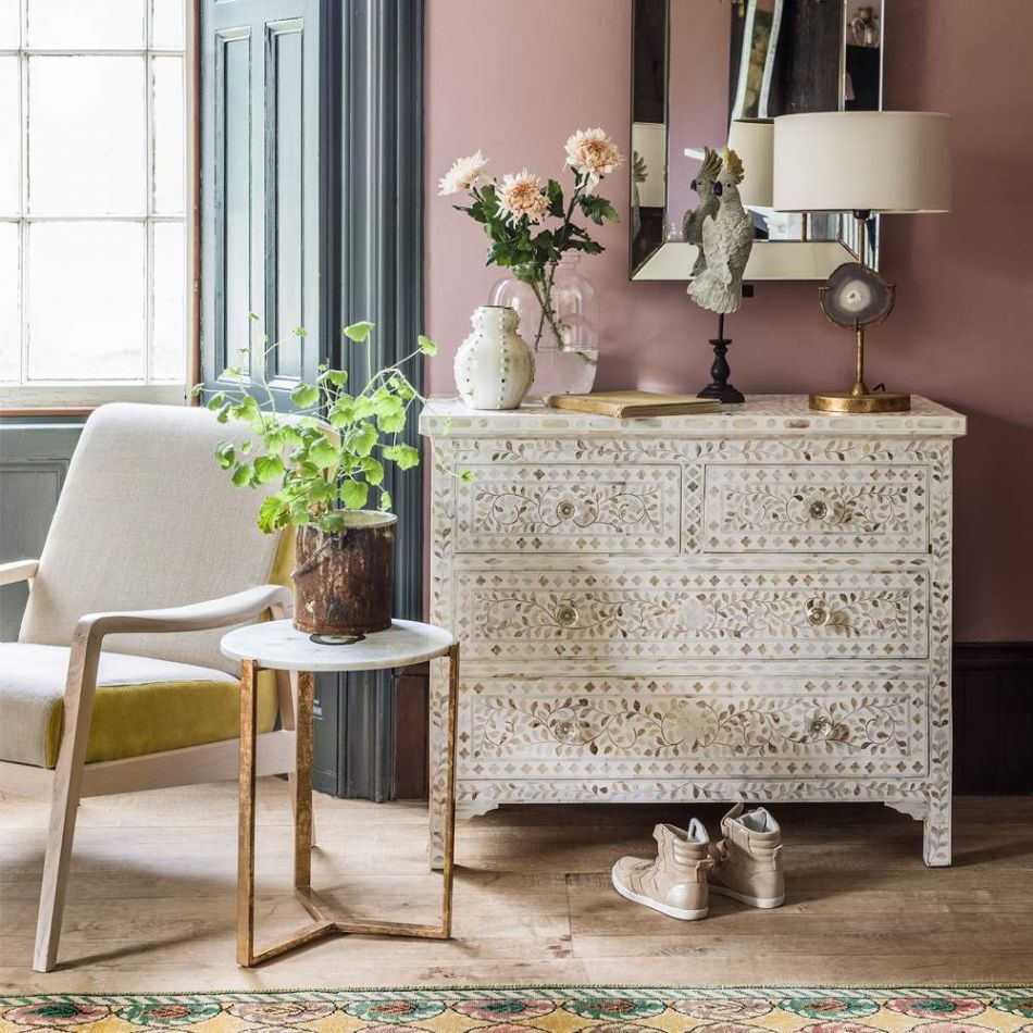 Iris Chest of Drawers - White Mother of Pearl
